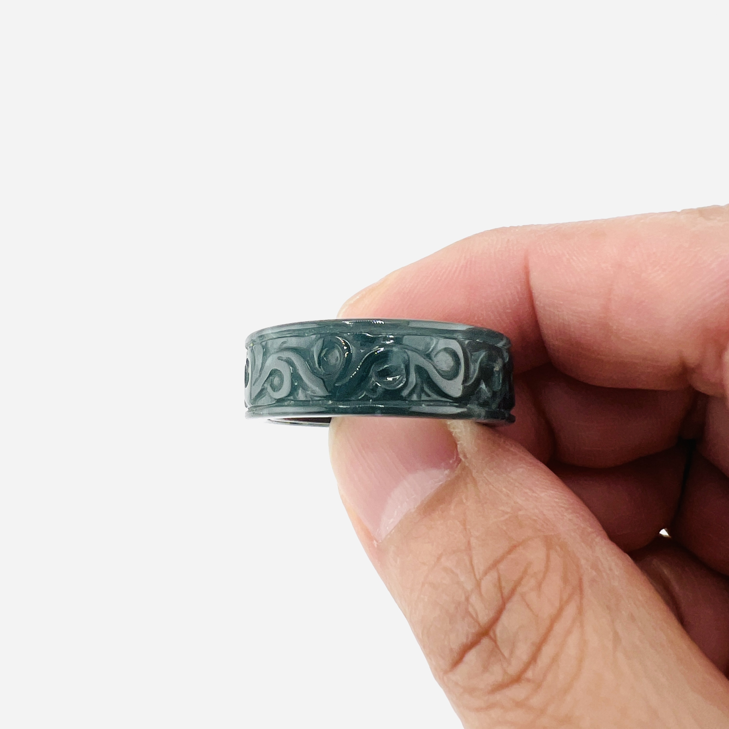 Natural Burmese snowflake jadeite ring with ceramic ring core