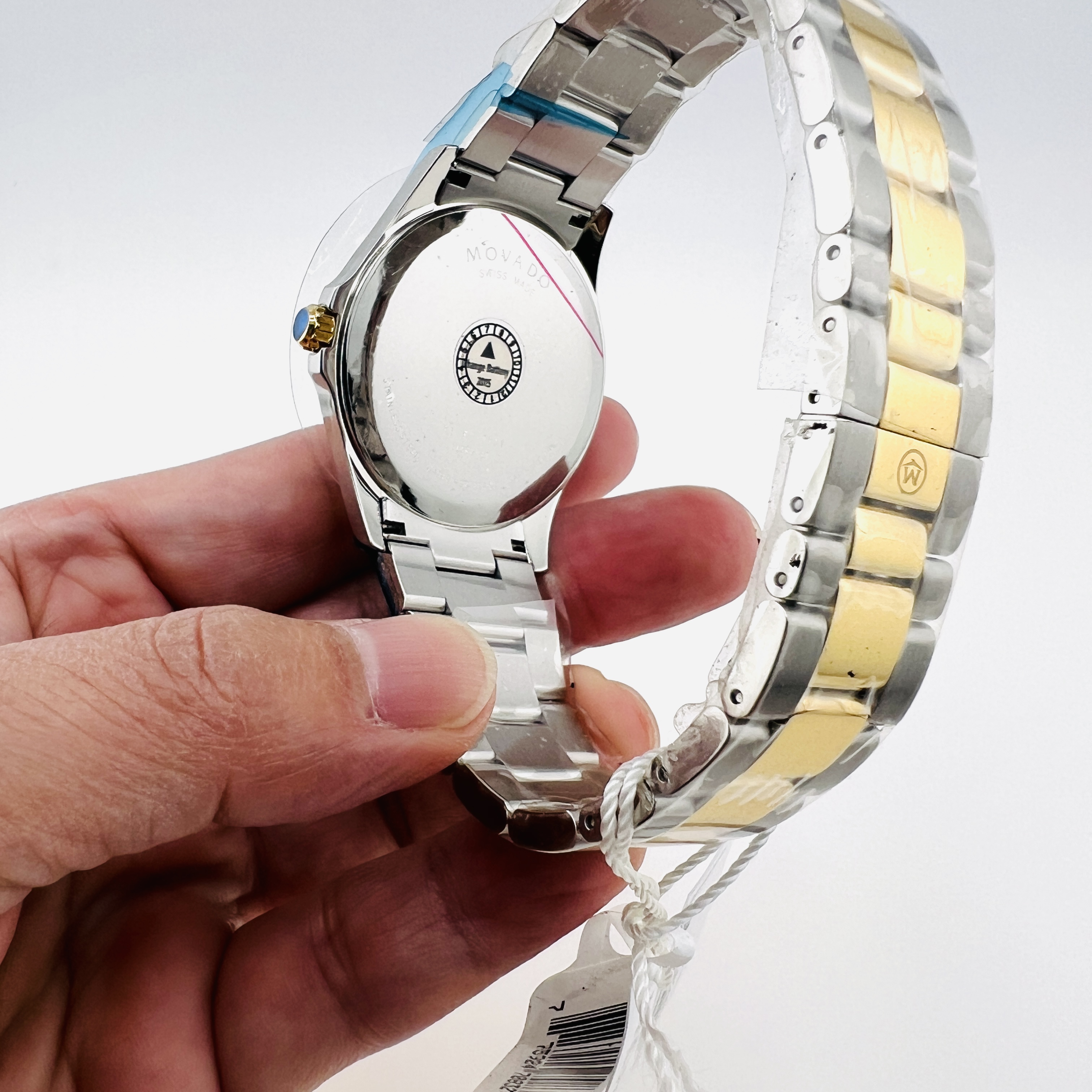 Movado Museum stainless watch, 38 mm, quartz, gold plated band, 