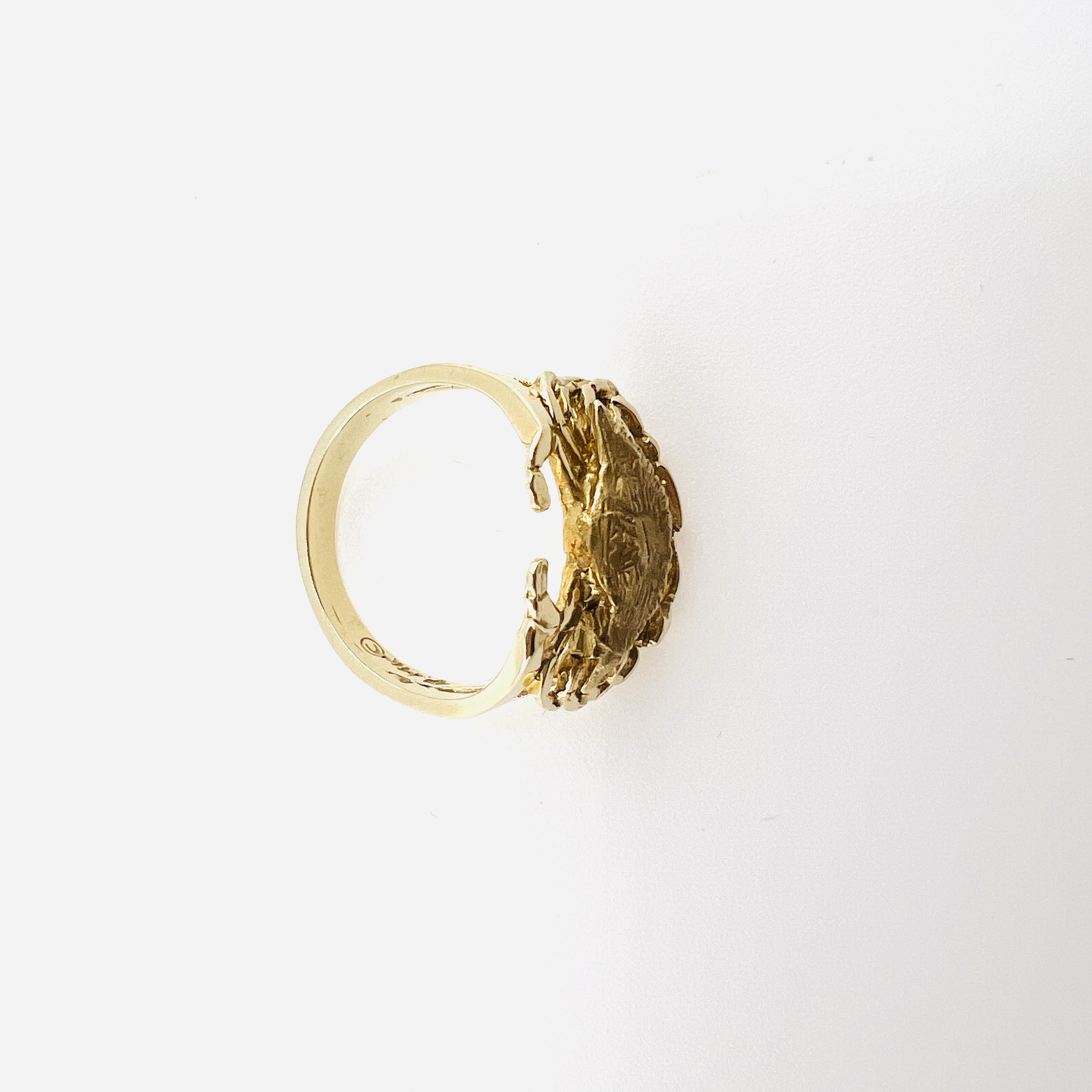 Dungeness crab ring in 14K gold
