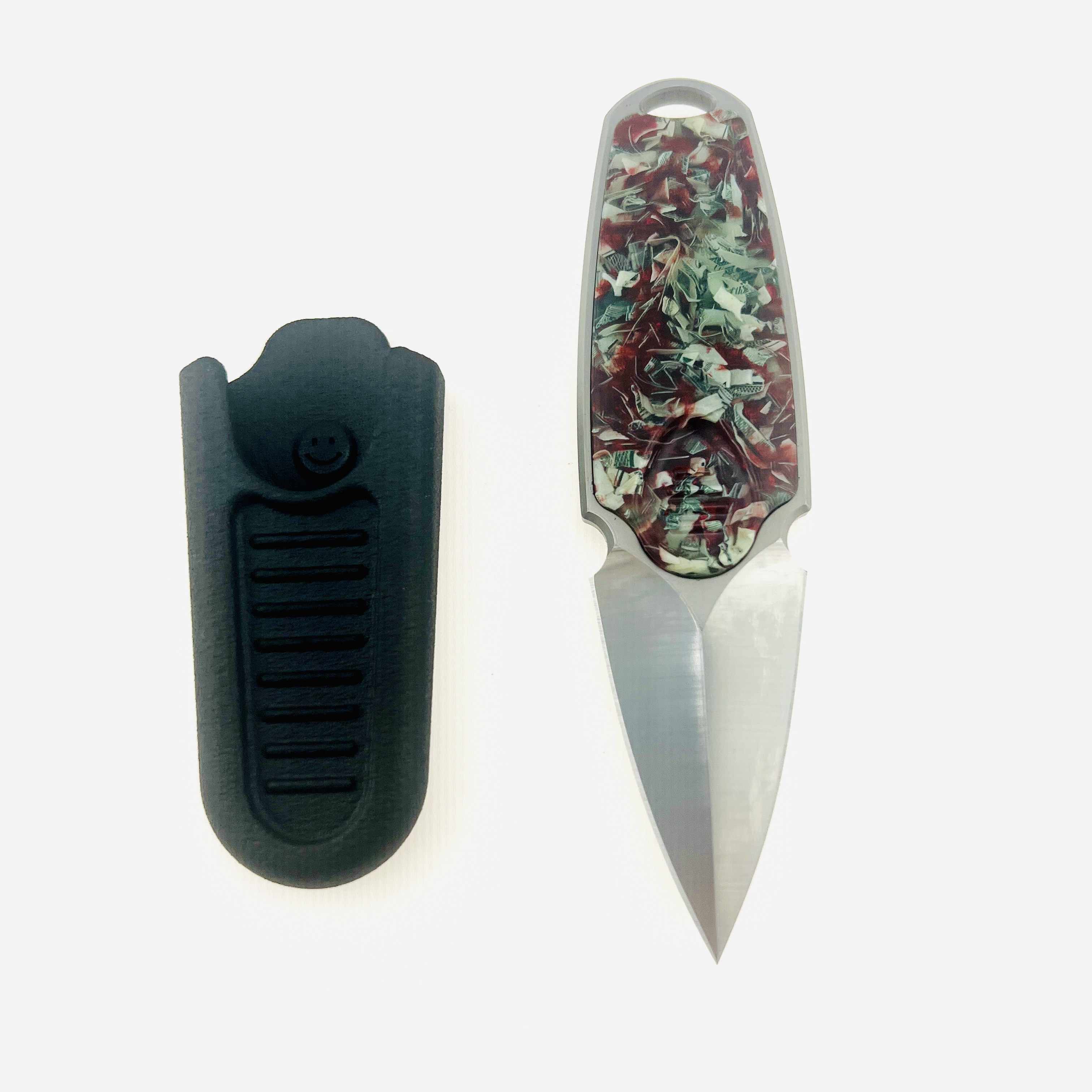 M390 steel necklace knife in blood money resin