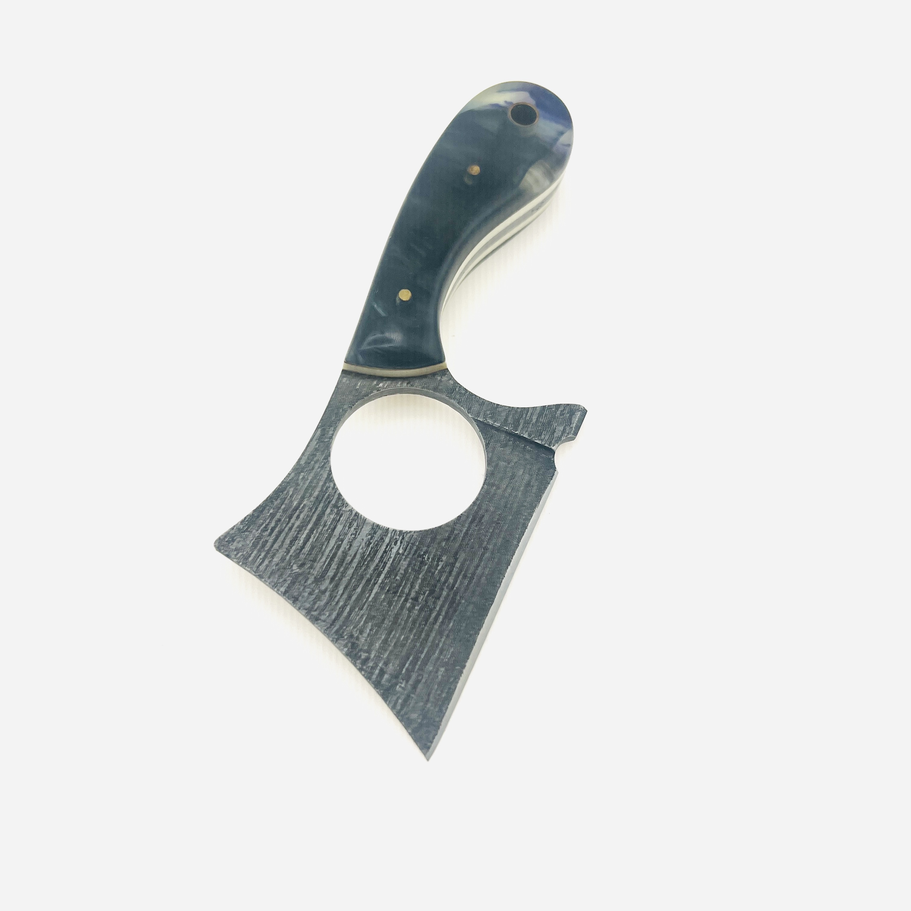 Morden skinner knife with textured blade and Kydex sheath