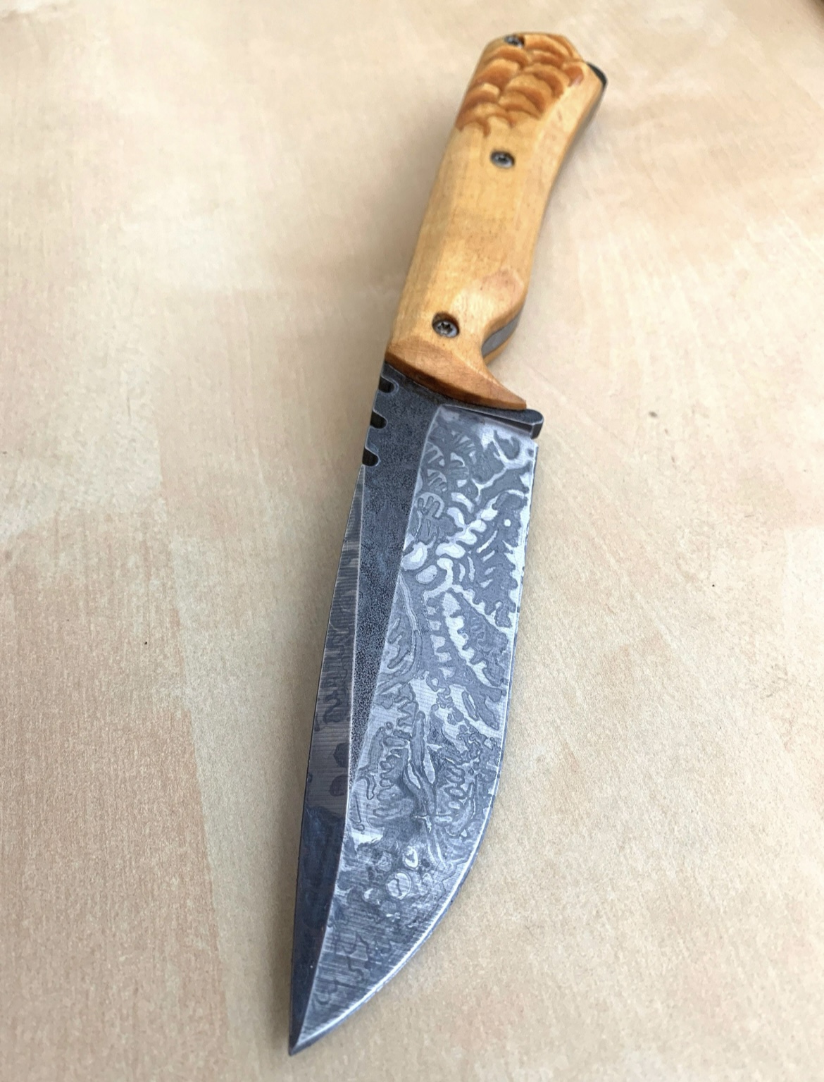 Fierce dragon etched fighter knife