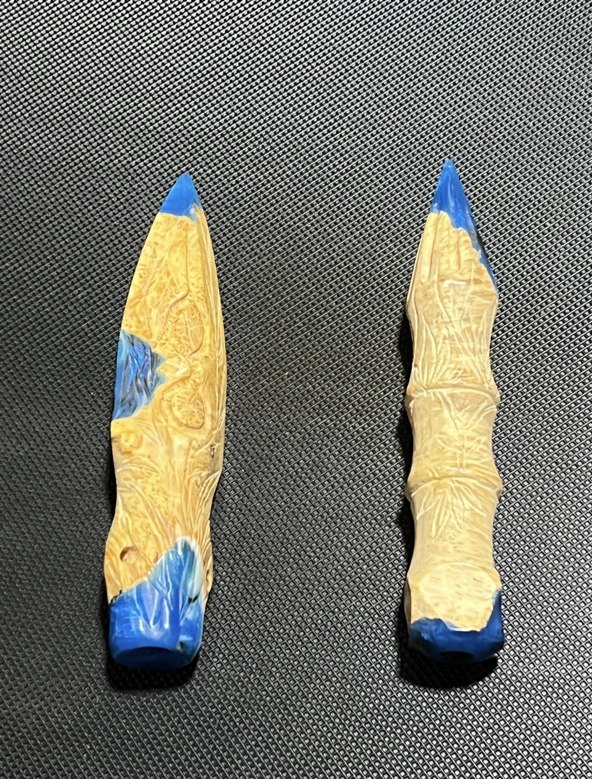 Spear and bamboo shaped practice gadder set, resin and burl