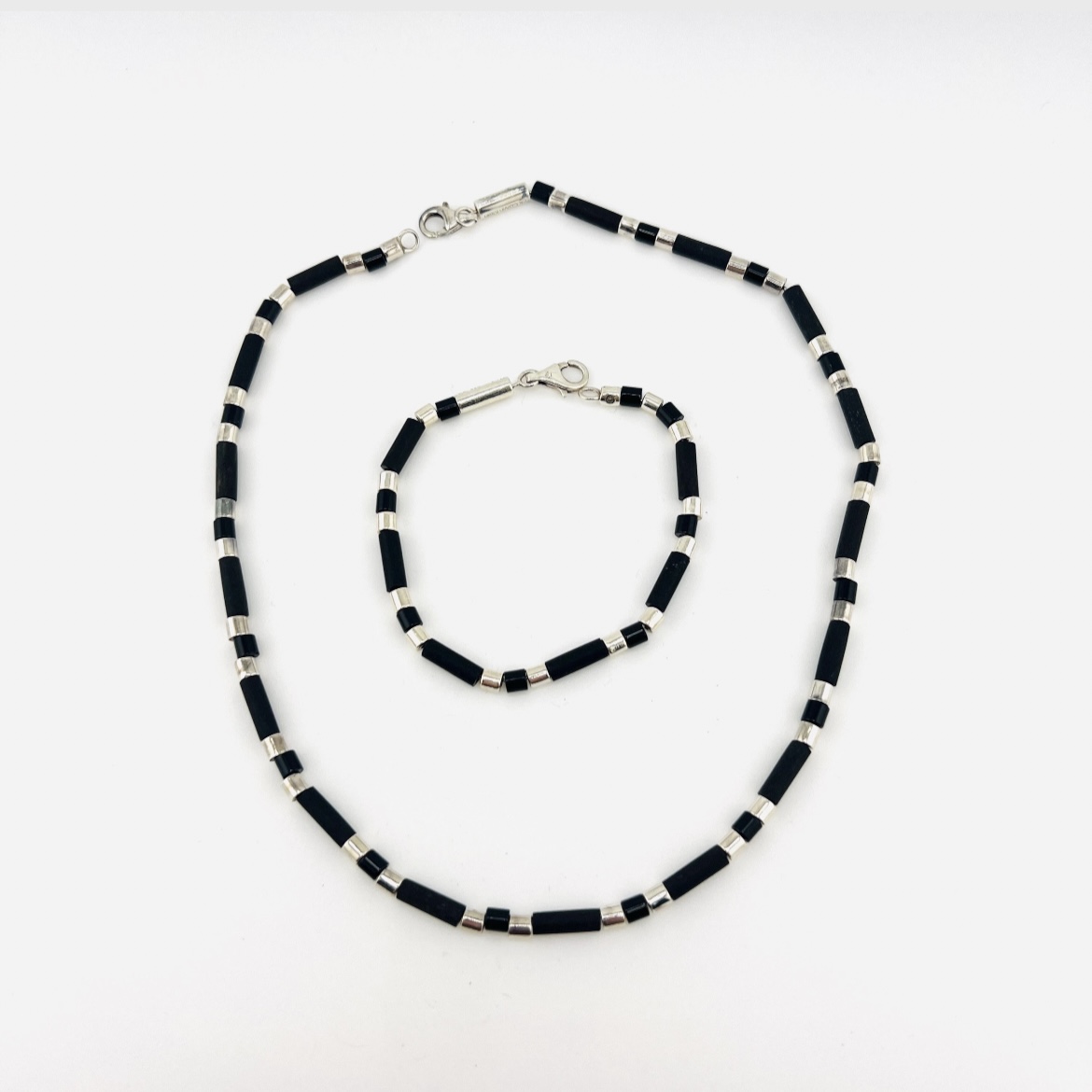 Black and Silver Beaded Jewelry Set