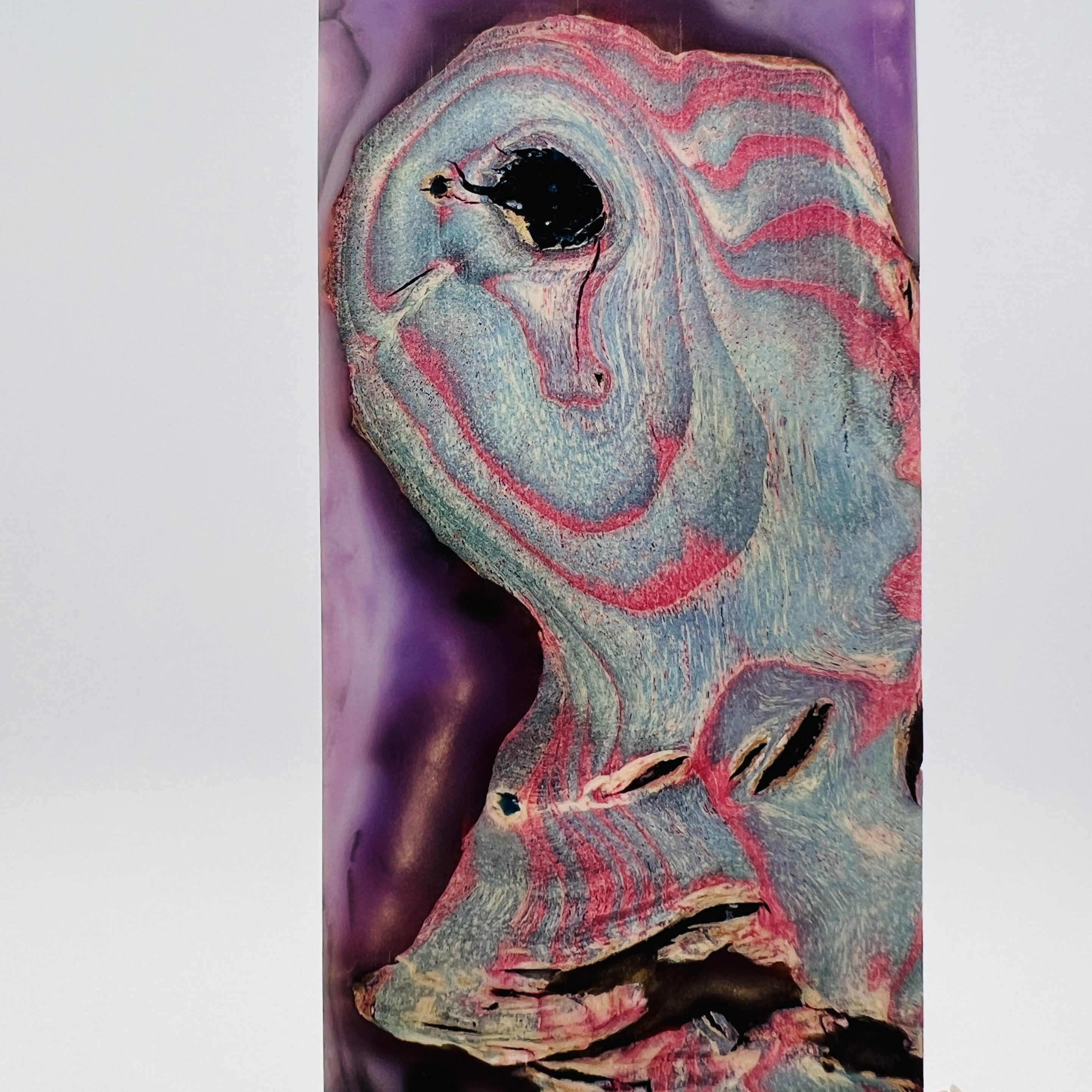 Purple Alien face, display black pair set