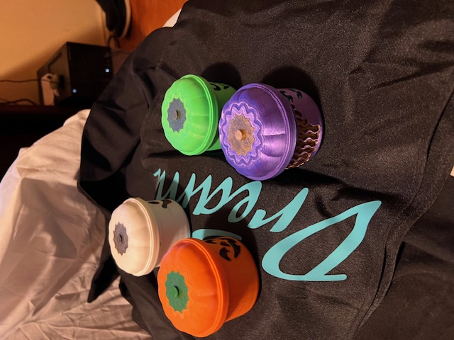 Halloween Boo Buckets -4 w/mystery mini's