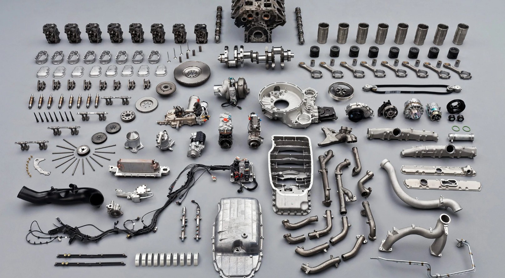 Heavy Equipment Spare Parts & Undercarriage Components