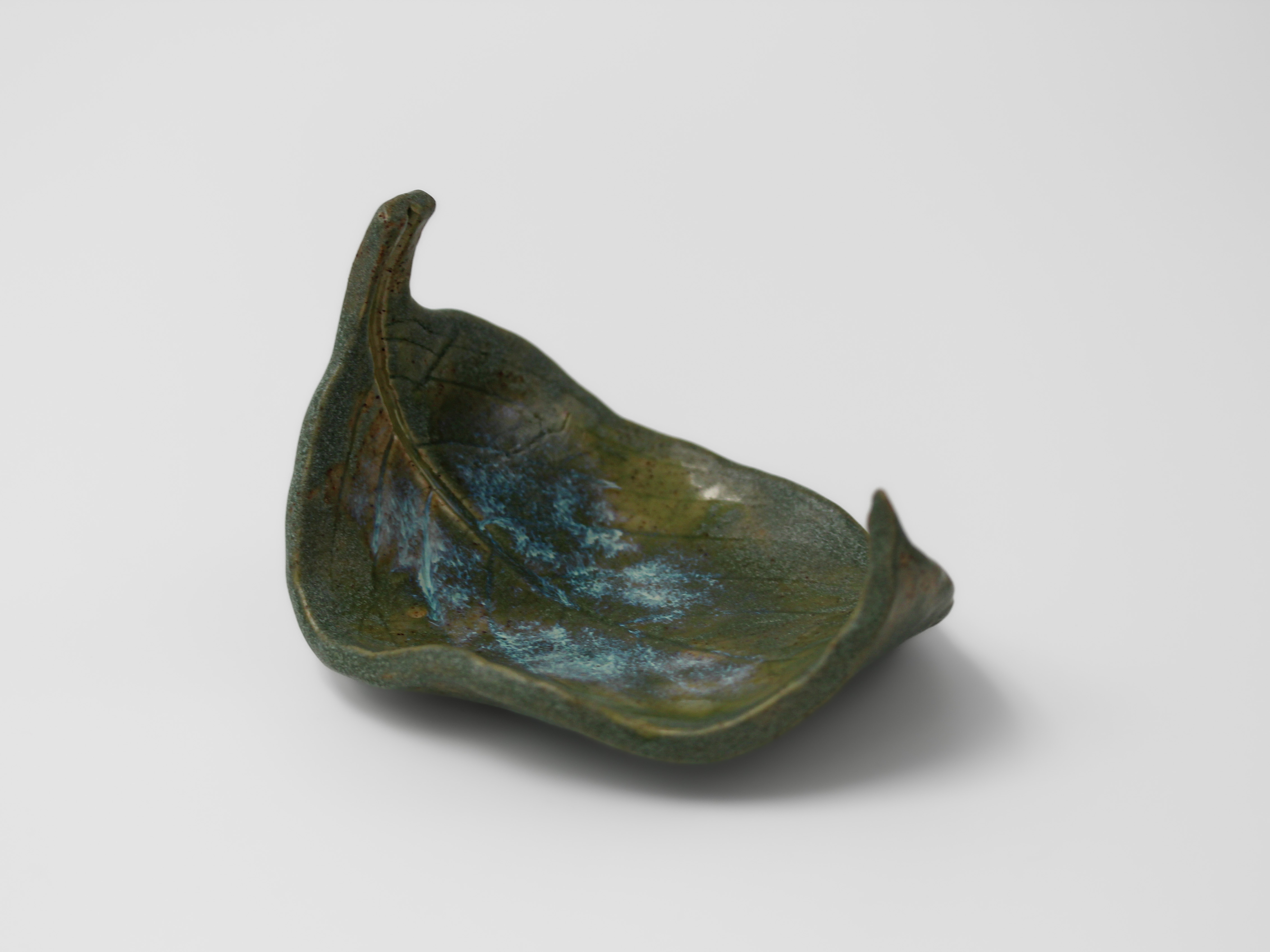 Ceramic candle holder