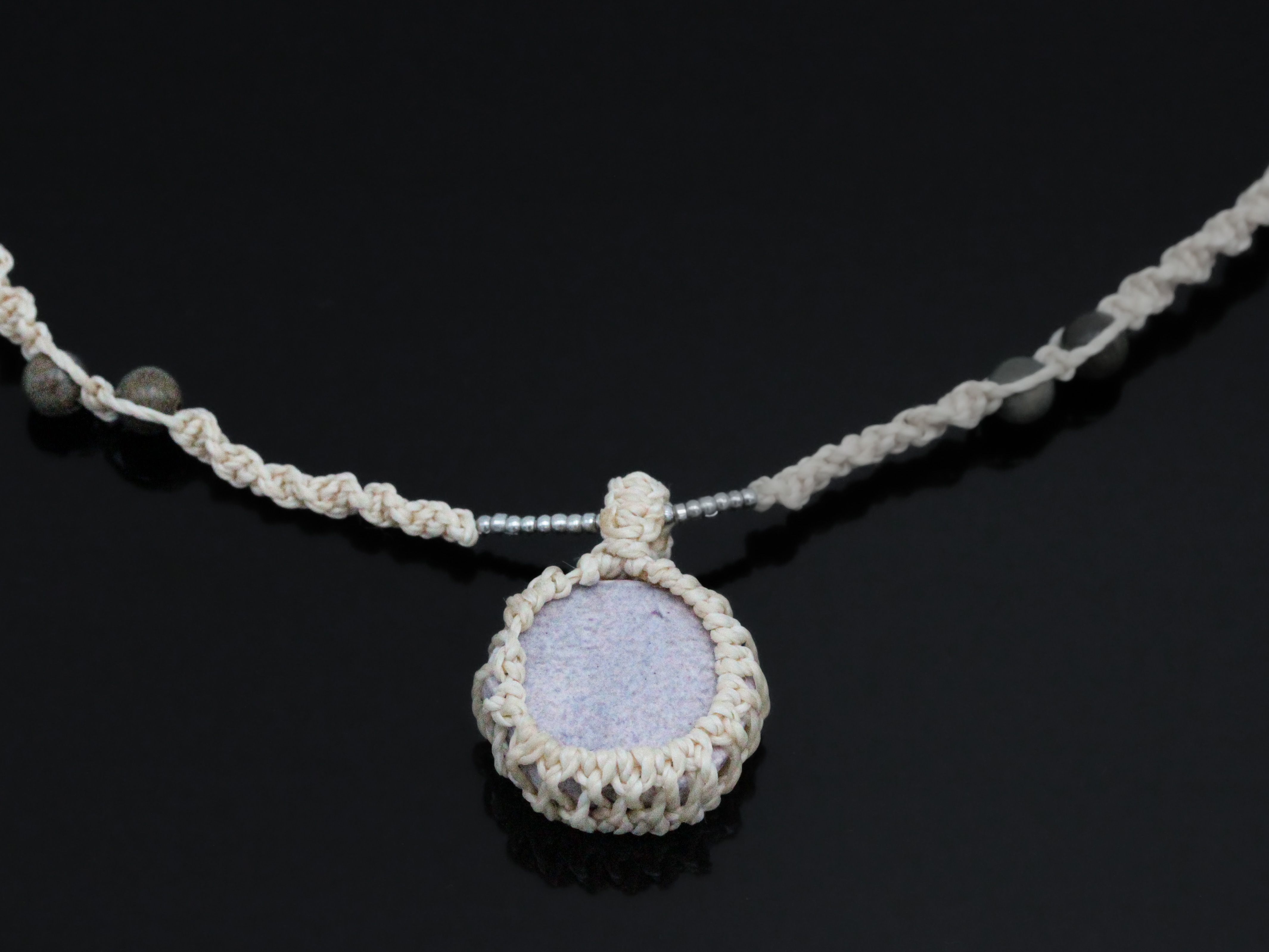 Collana in macramé 