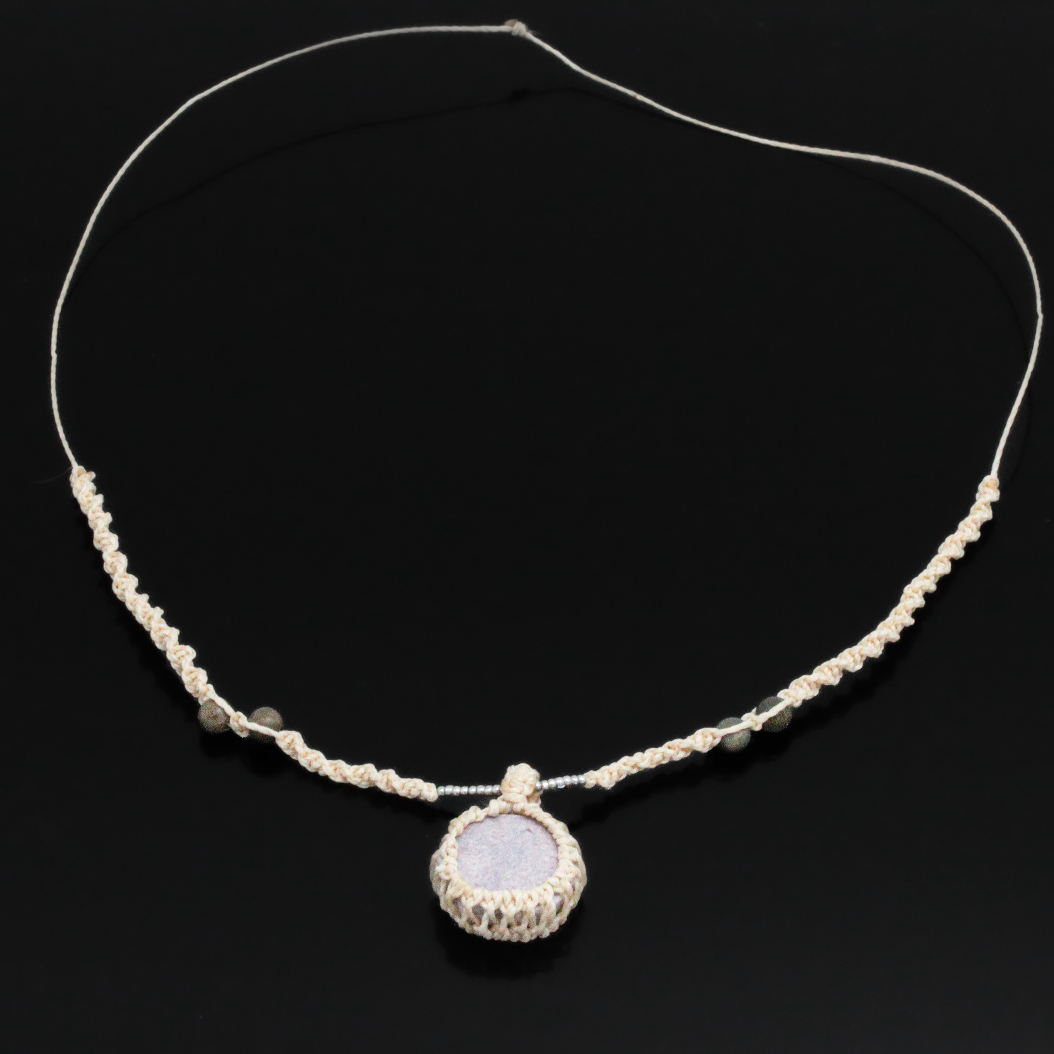 Collana in macramé 