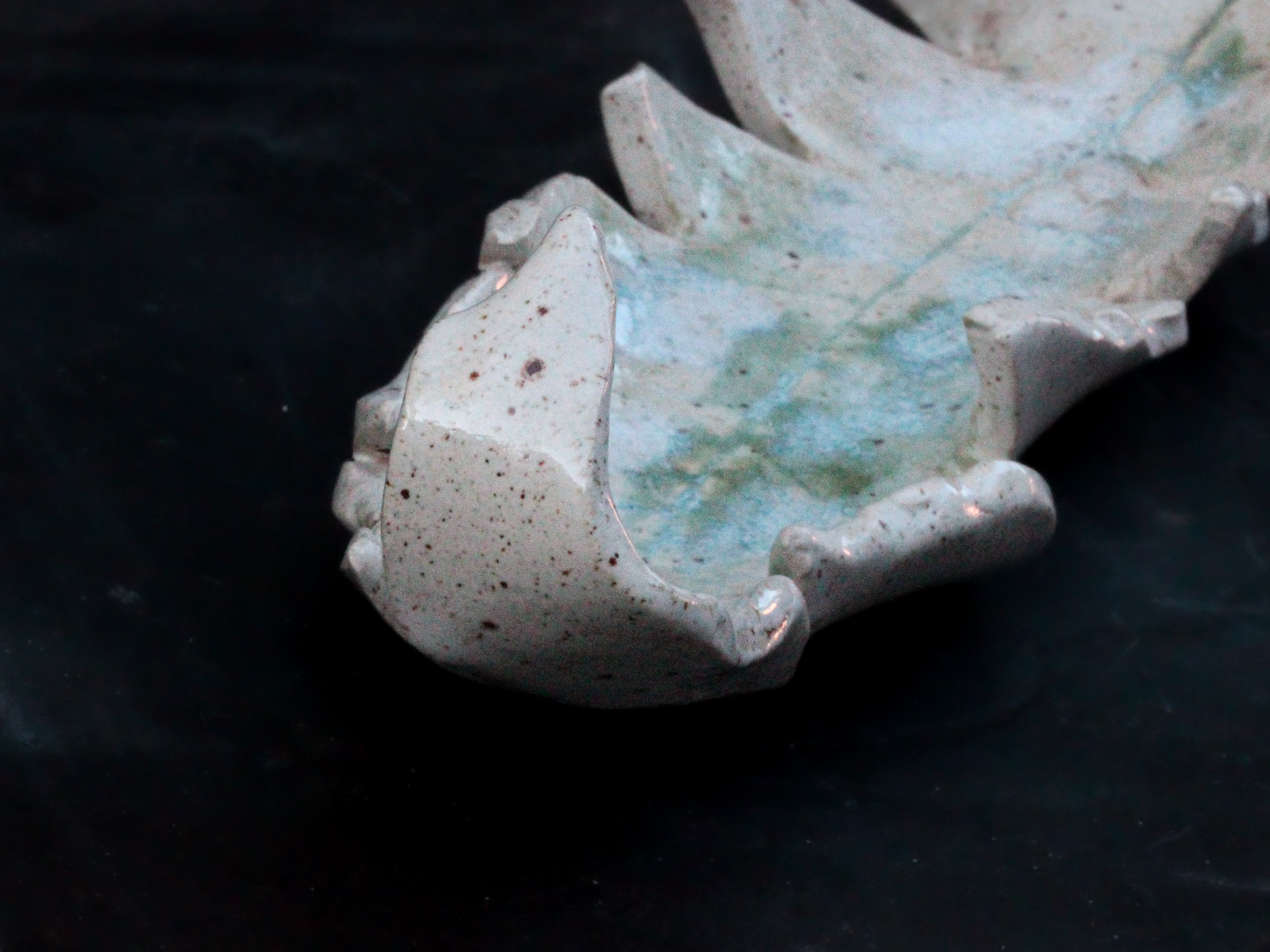 Ceramic Leaf-Shaped
