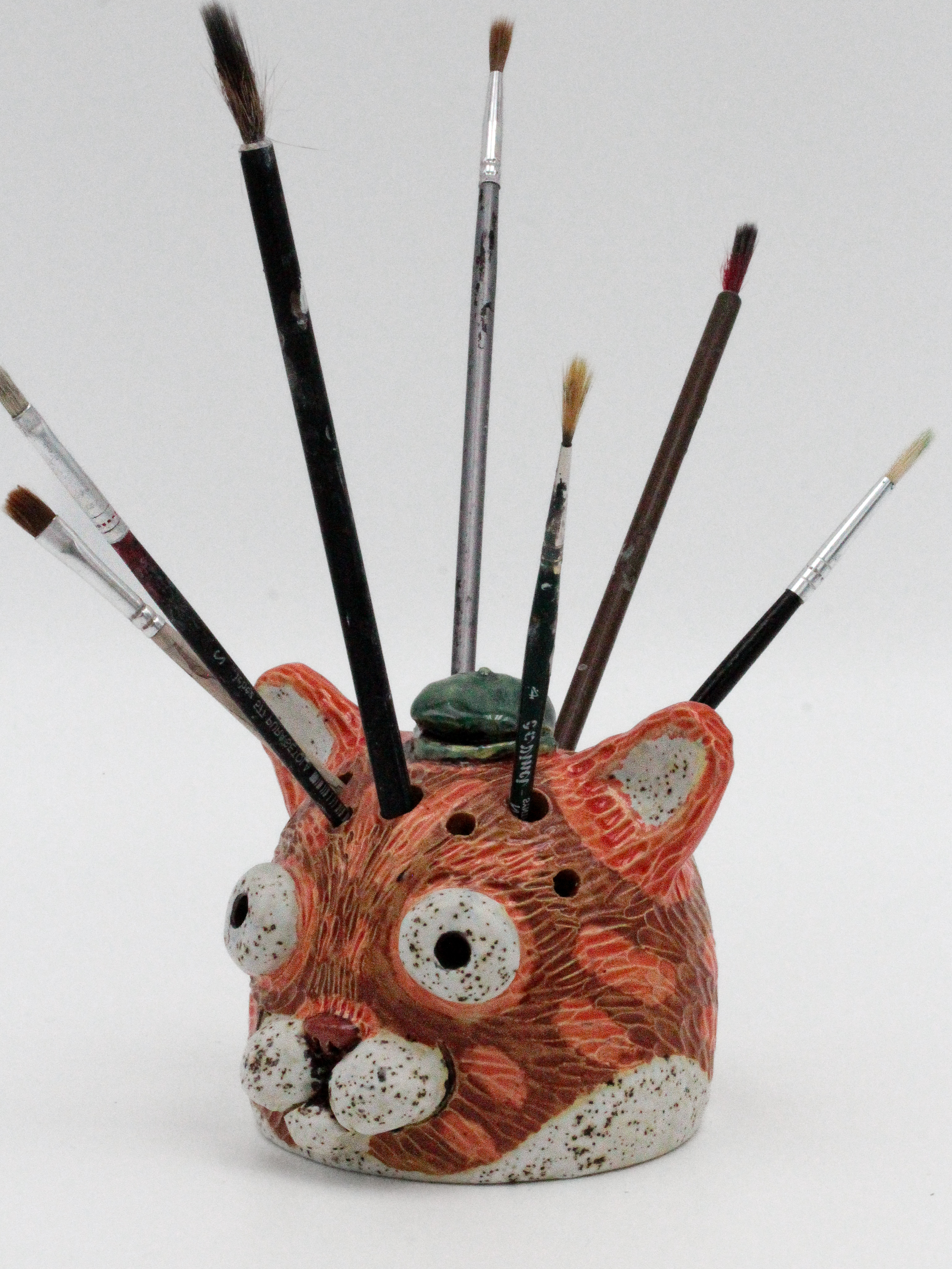 Ceramic Cat Brush Holder