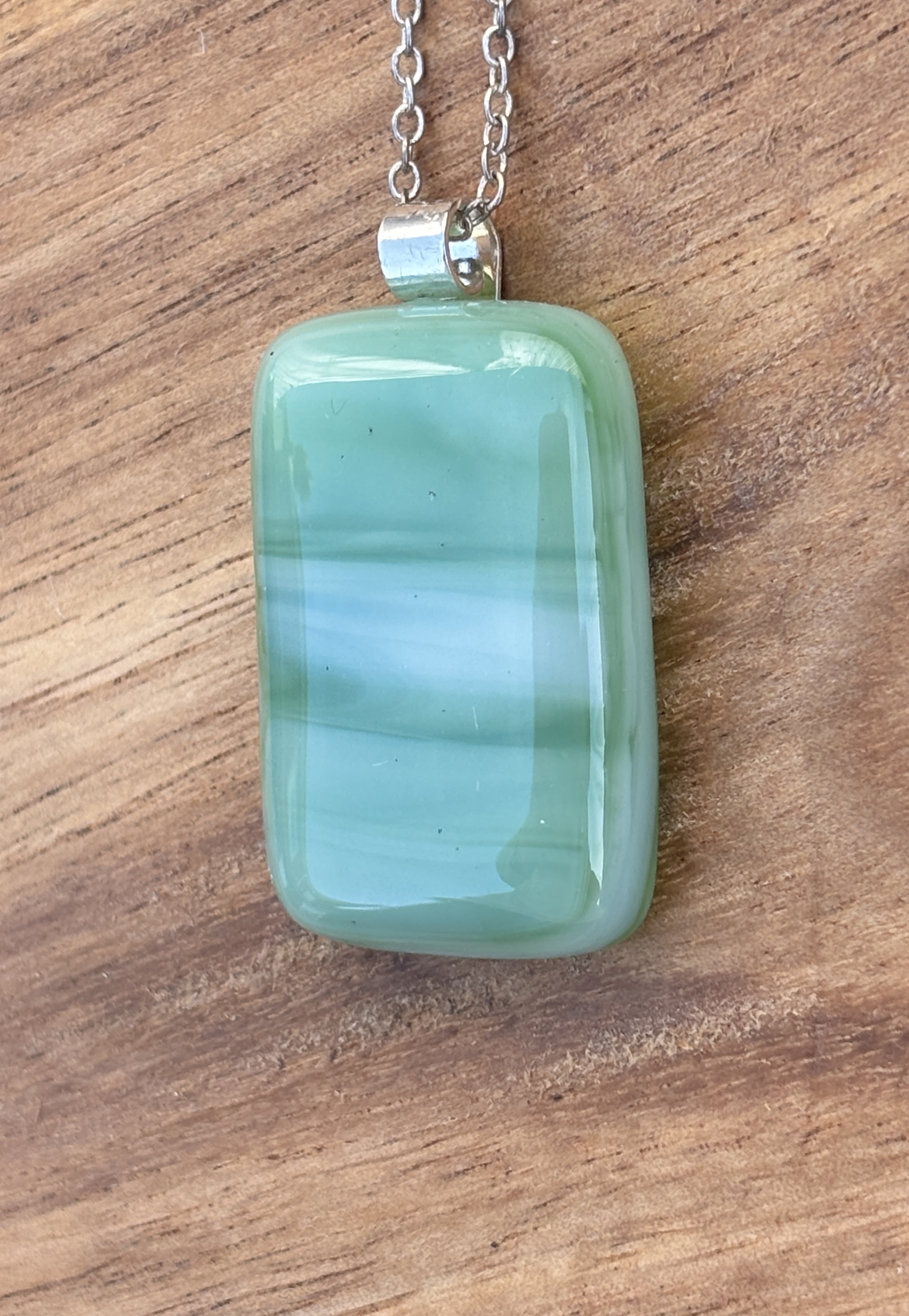 Pale green streaky