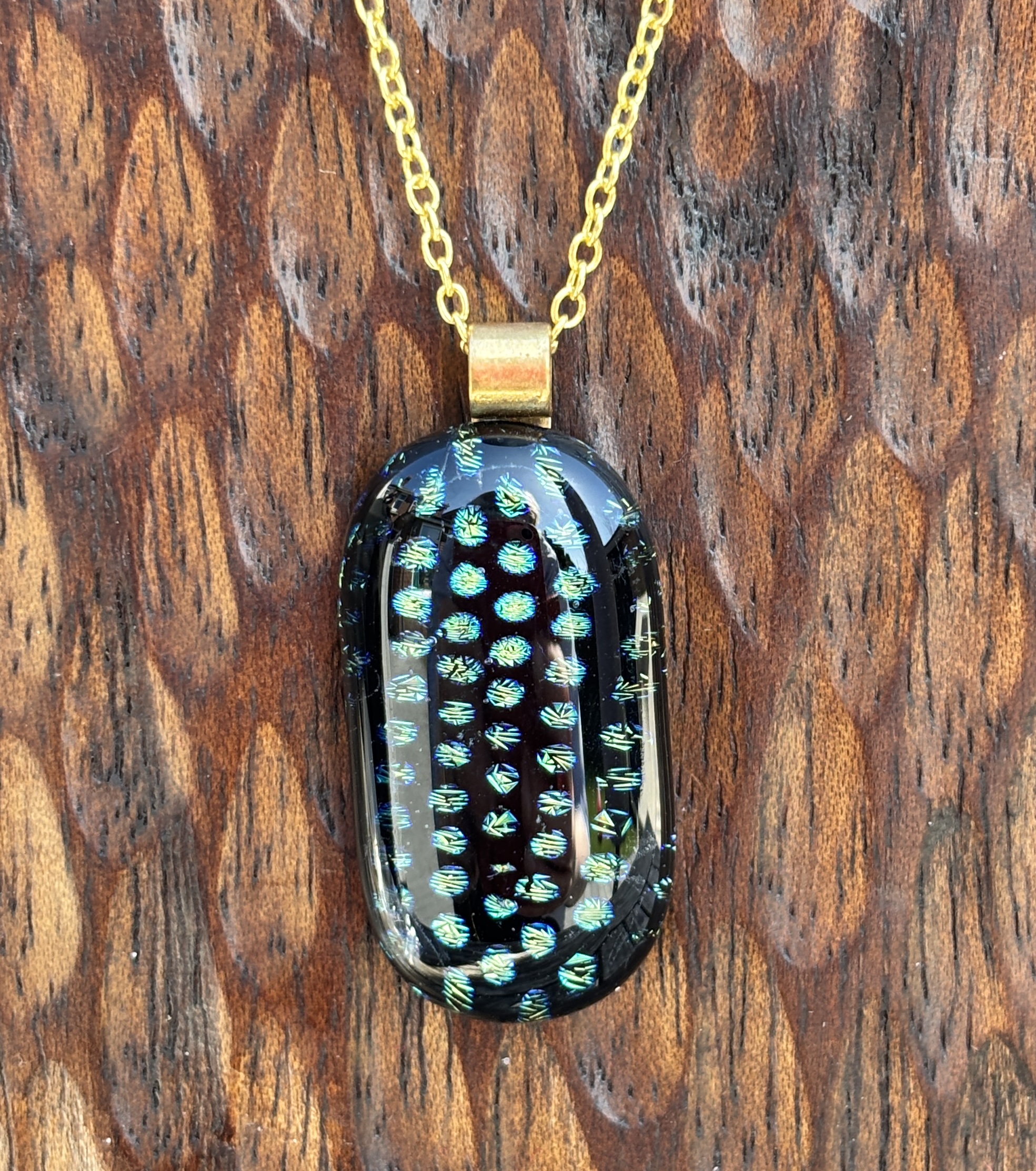 Green dichroic dotty