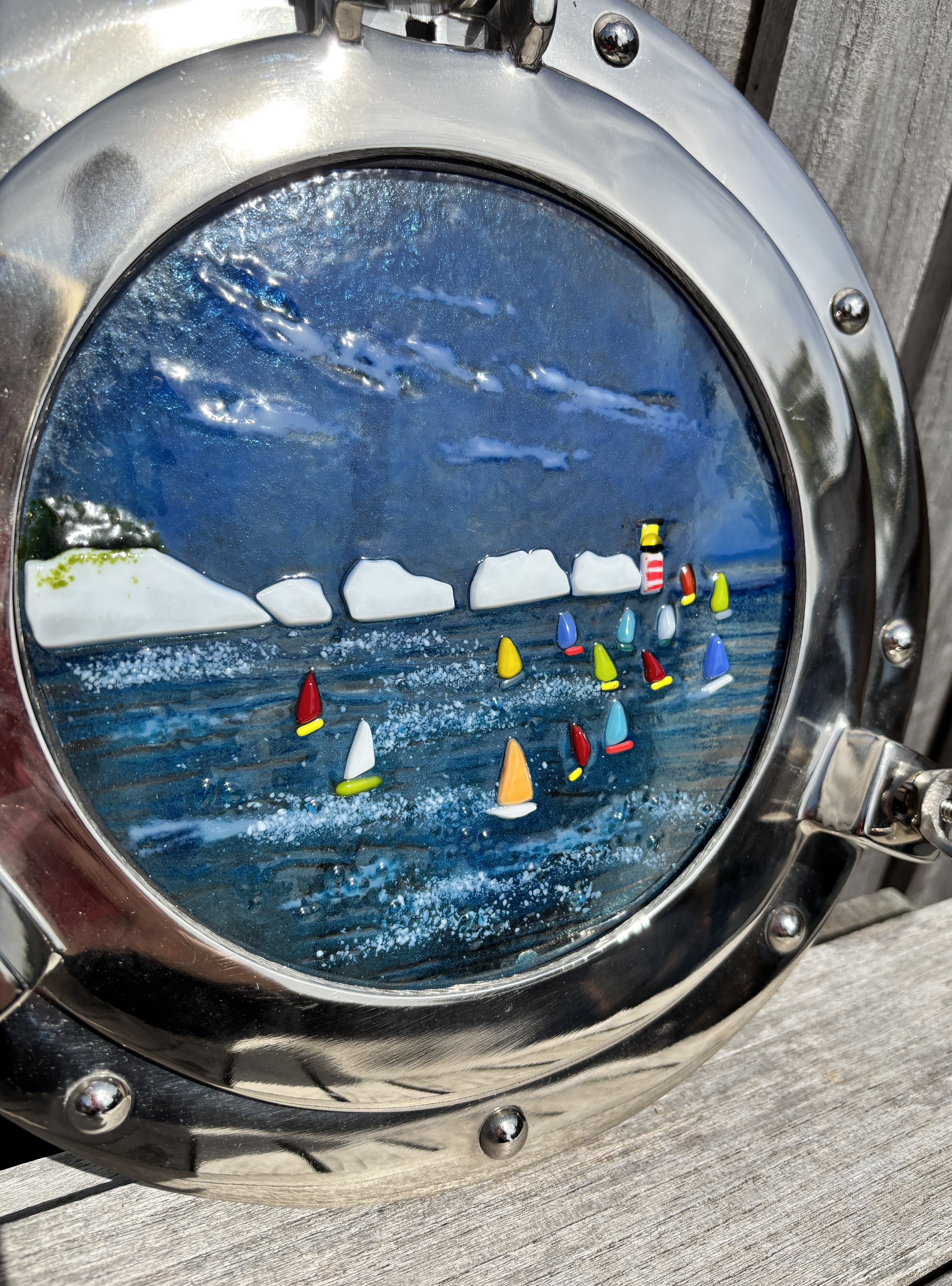 Fused glass porthole 