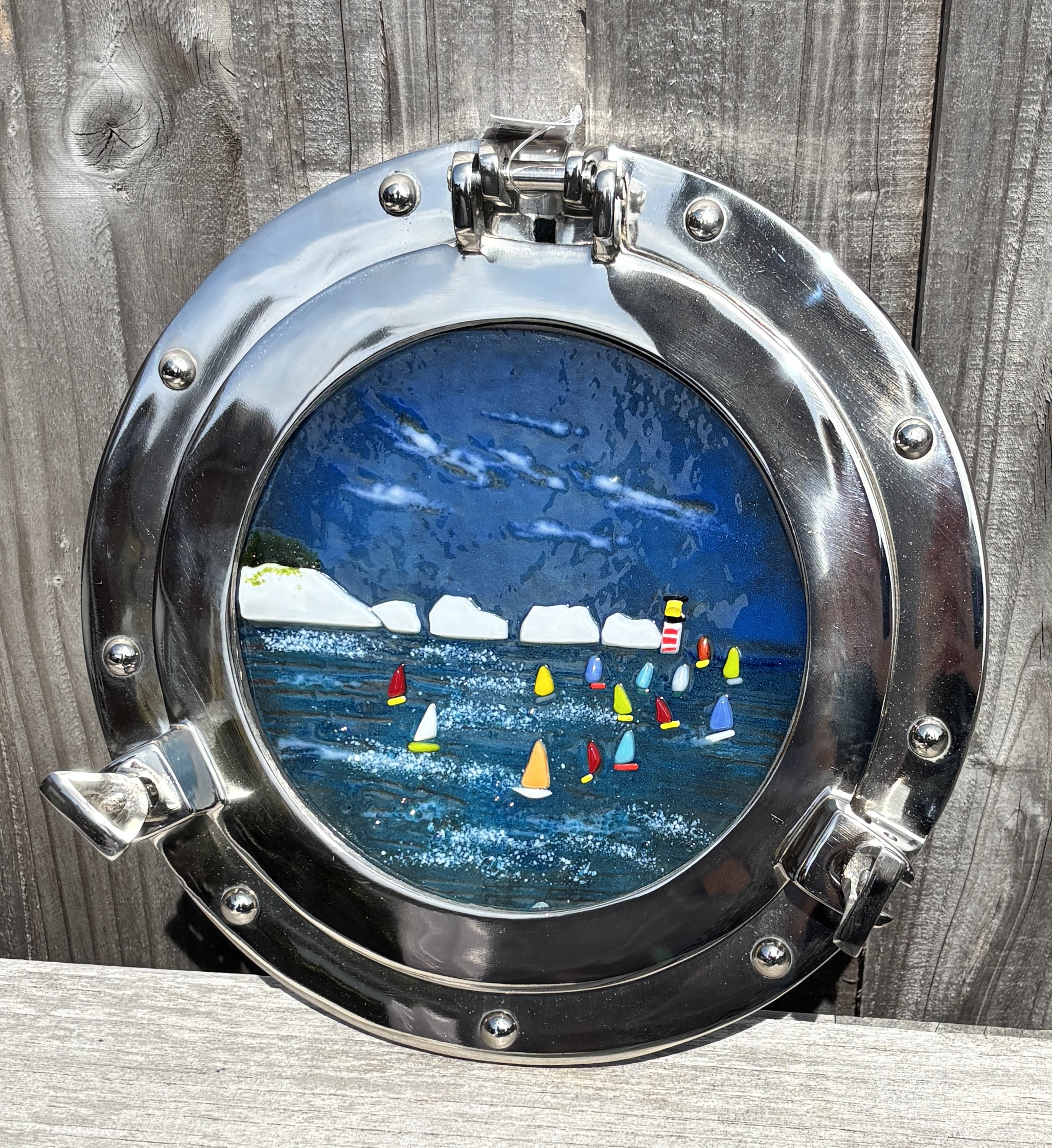 Fused glass porthole 