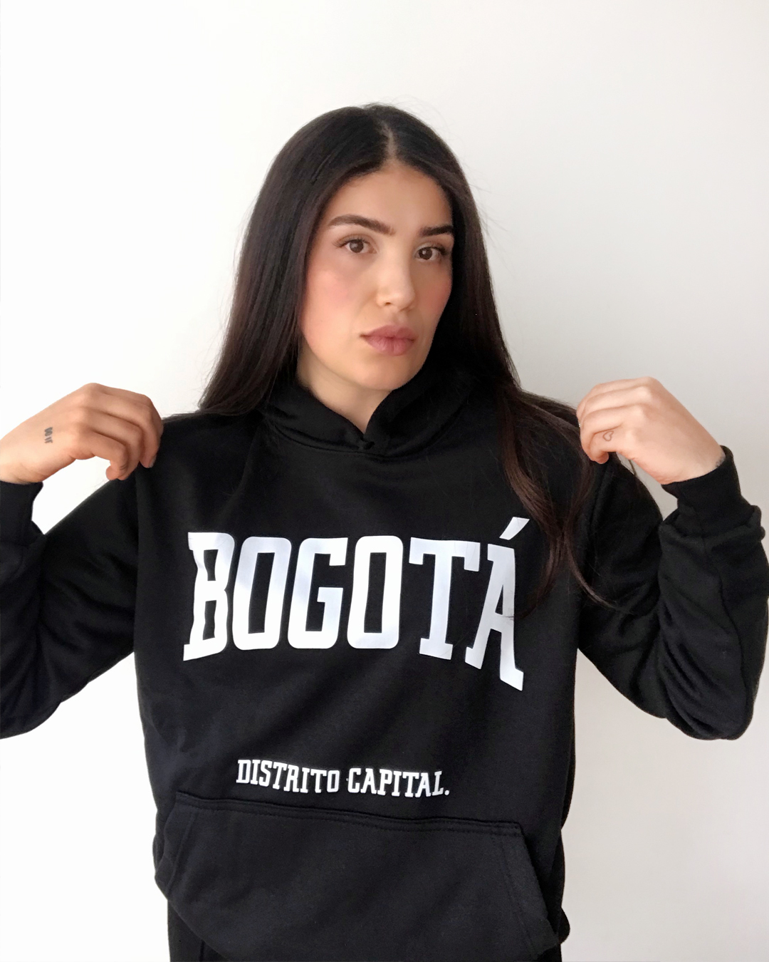 Buzo Bogotá D.C. con capota - Negro