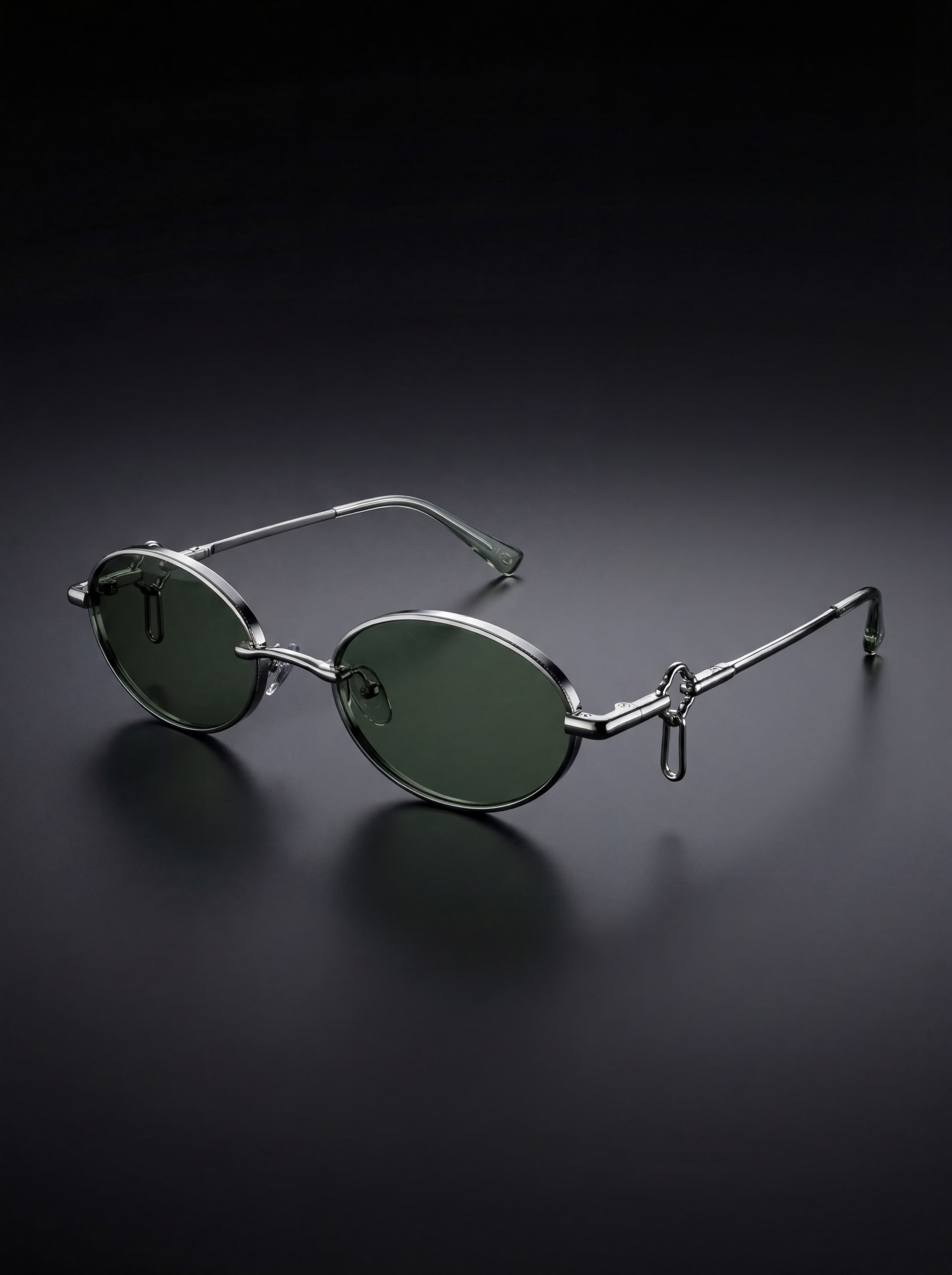 Oval Sunglasses in Silver Metal (3044-C37)