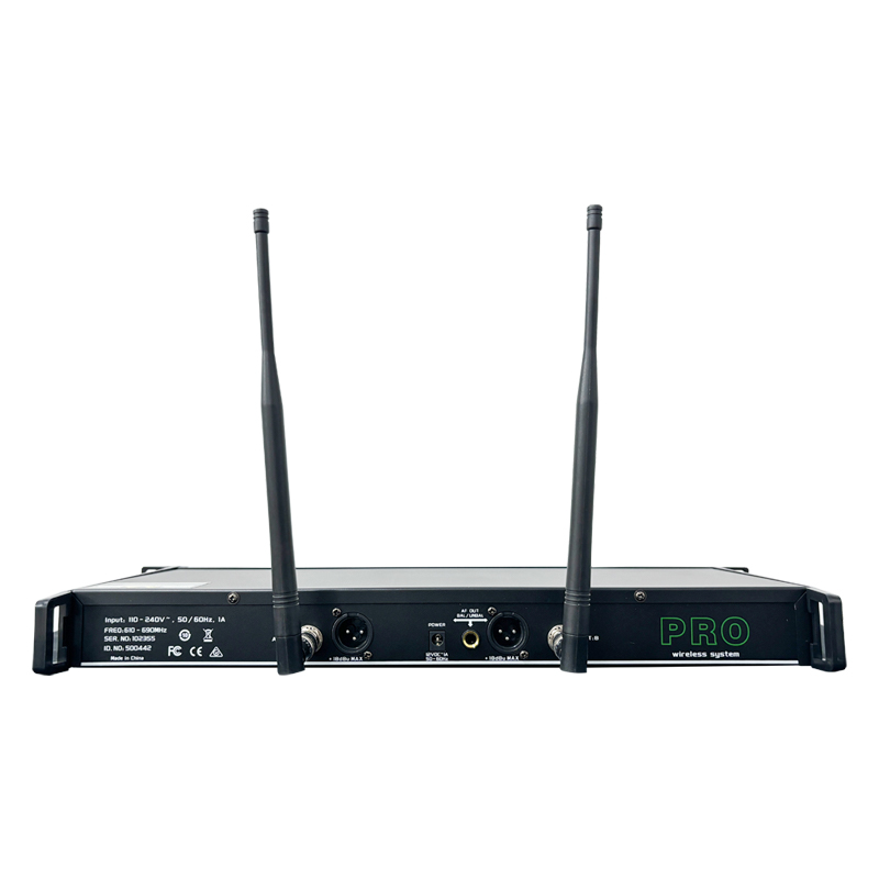 BLX338 Professional Stage Microphone Set