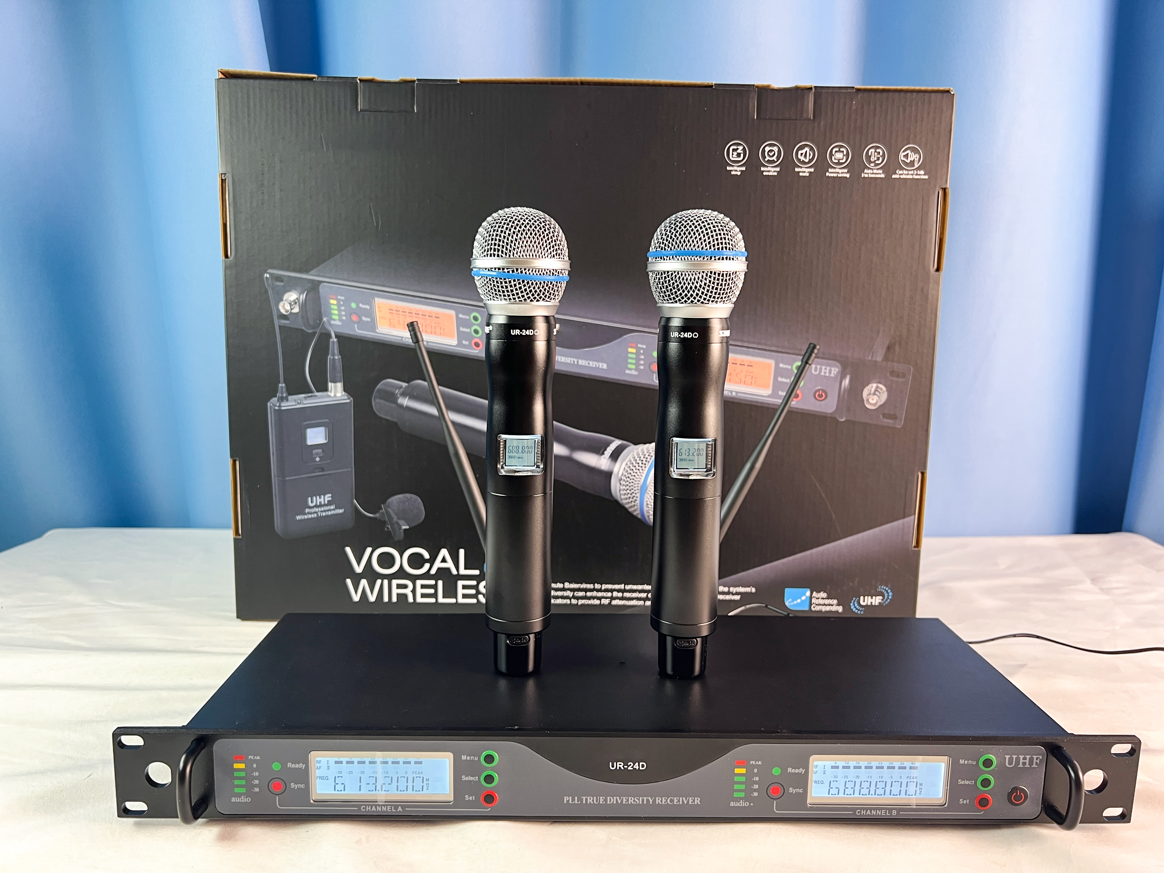 UR-24D Wireless Microphone System