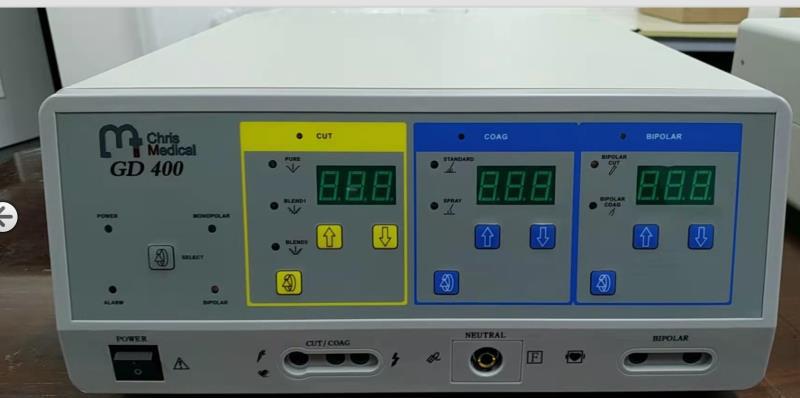 Appareil d'électrochirurgie GD400