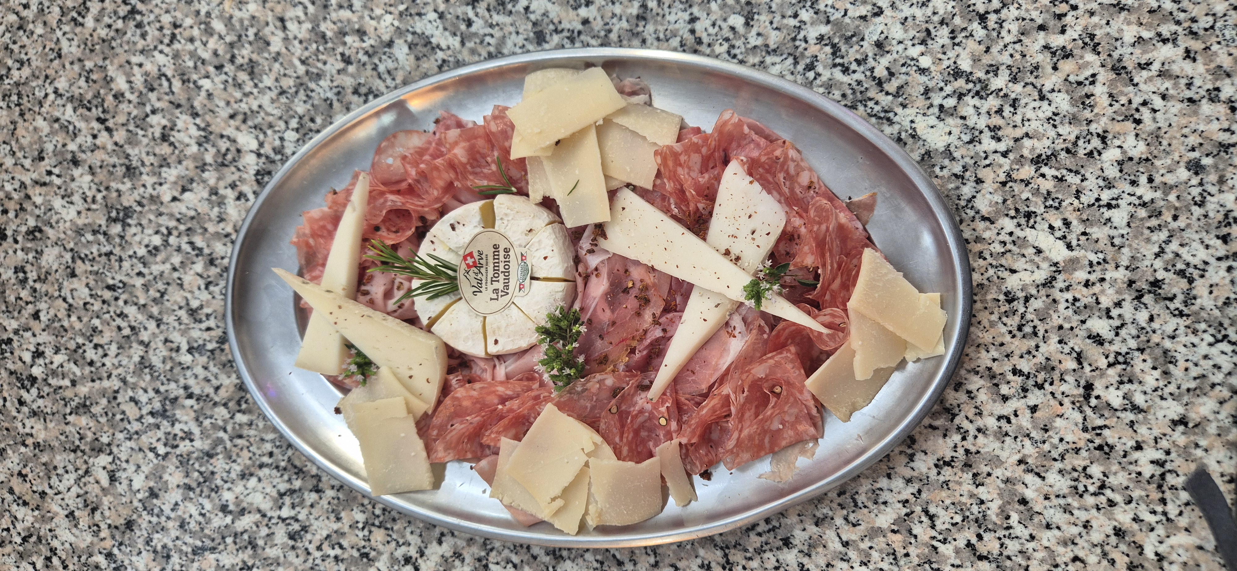 Plateaux de charcuterie et fromage