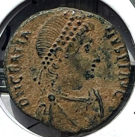 378-383AD - Nummus - Gratianus - VIRTVS ROMANORVM - Roman Empire