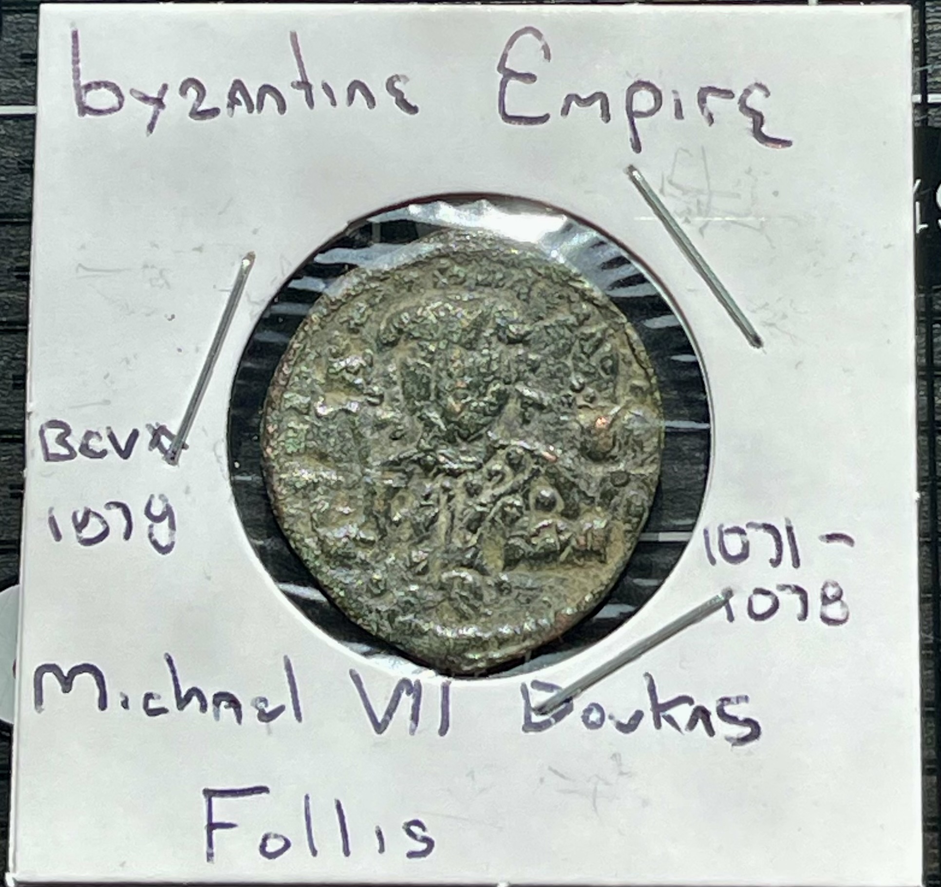 1071-1078 - Follis - Michael VII - Overstruck - Byzantine Empire