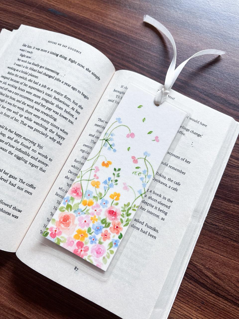 Set of 4 Modern Floral Bookmarks