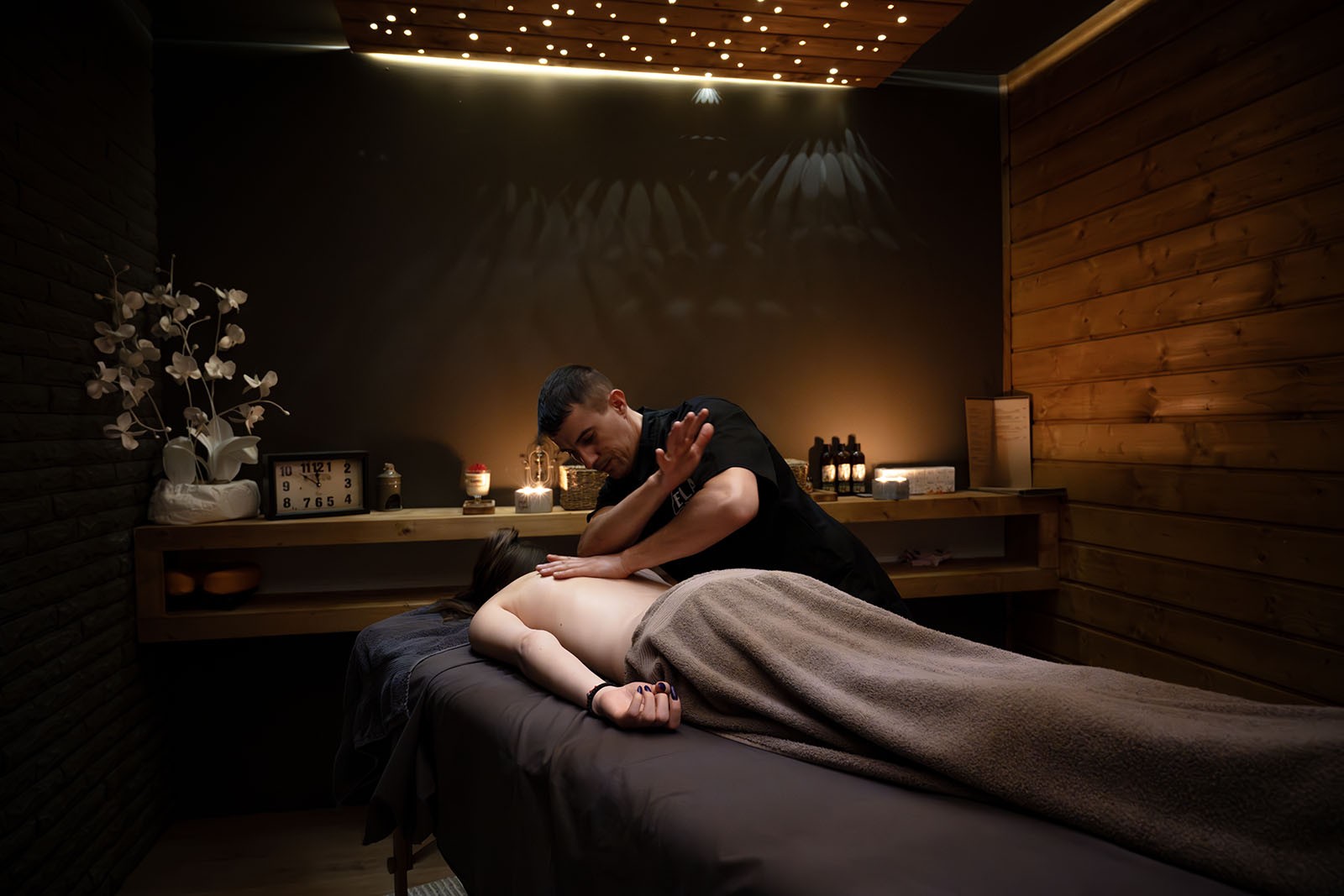 Дълбокотъканен масаж 