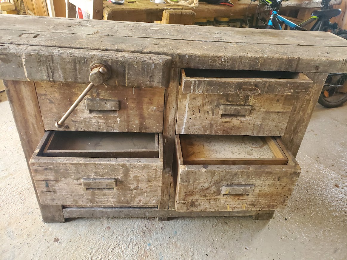 Ancien Établi de menuisier à tiroirs