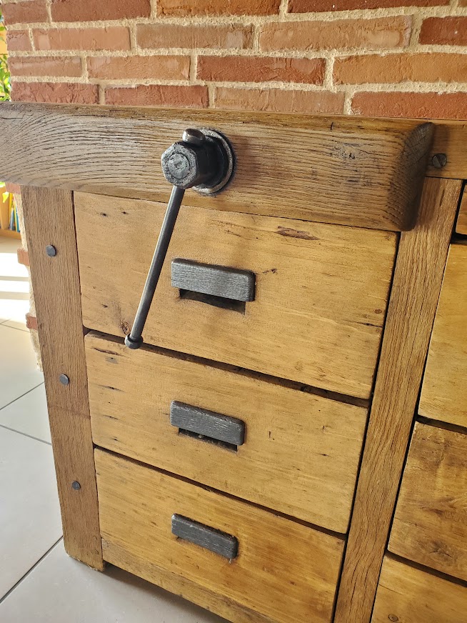Ancien Établi de menuisier à tiroirs