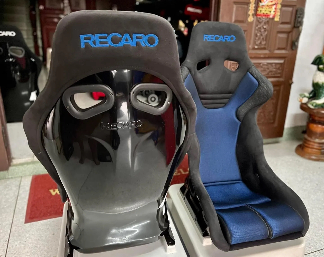 RECARO RS-G BLUE LIMITED SEATS