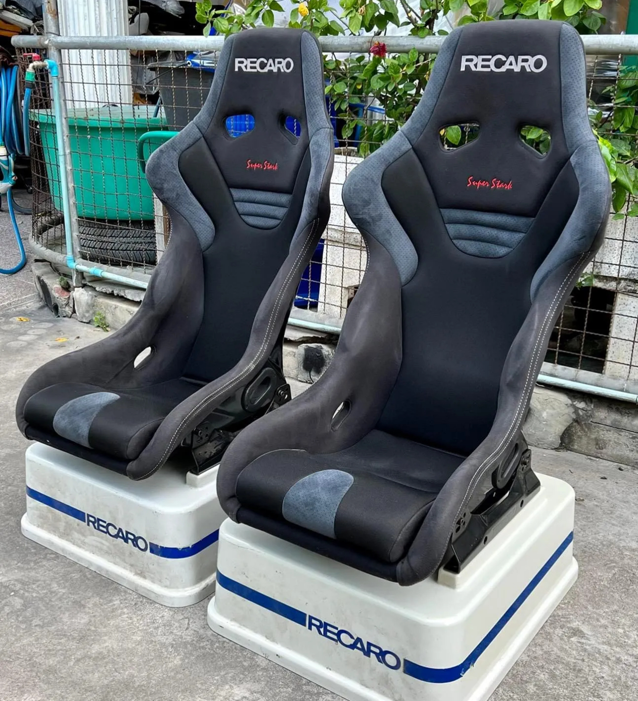 RECARO RS-G SUPER STARK SEATS