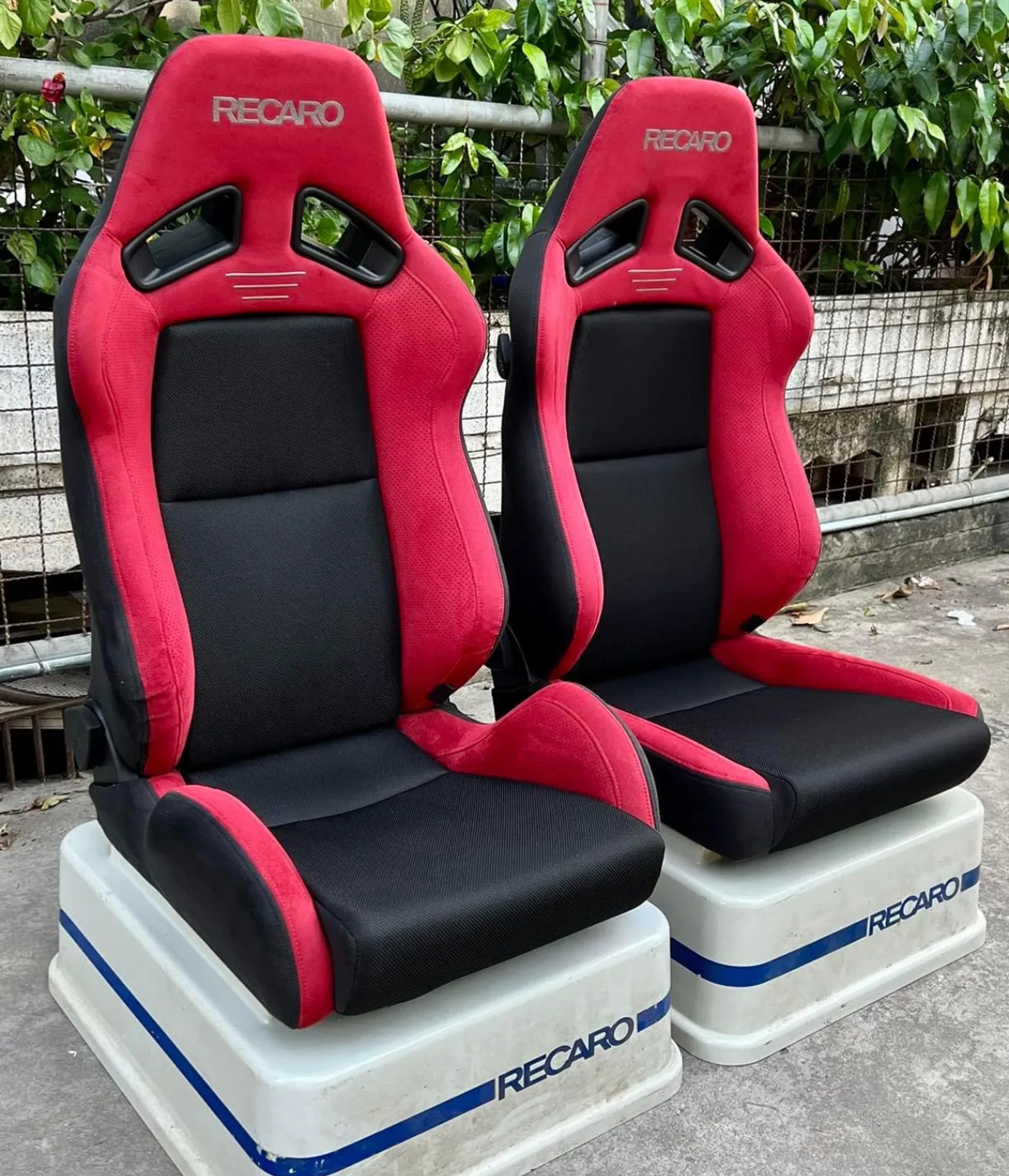 RECARO SR-7F RED SEATS