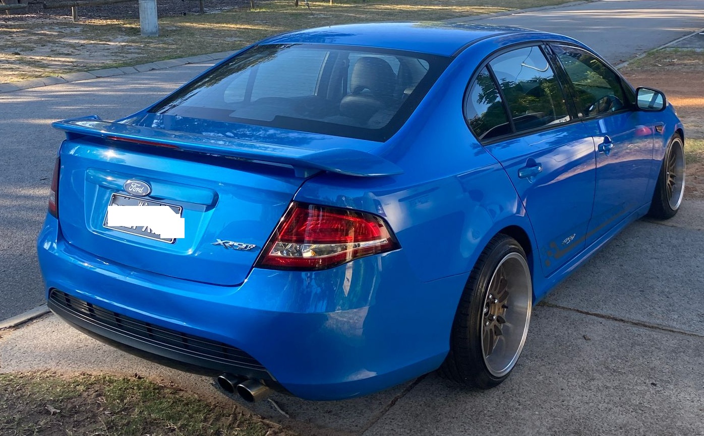 2010 Ford Falcon XR6 50th Anniversary – Blue – 110,000km