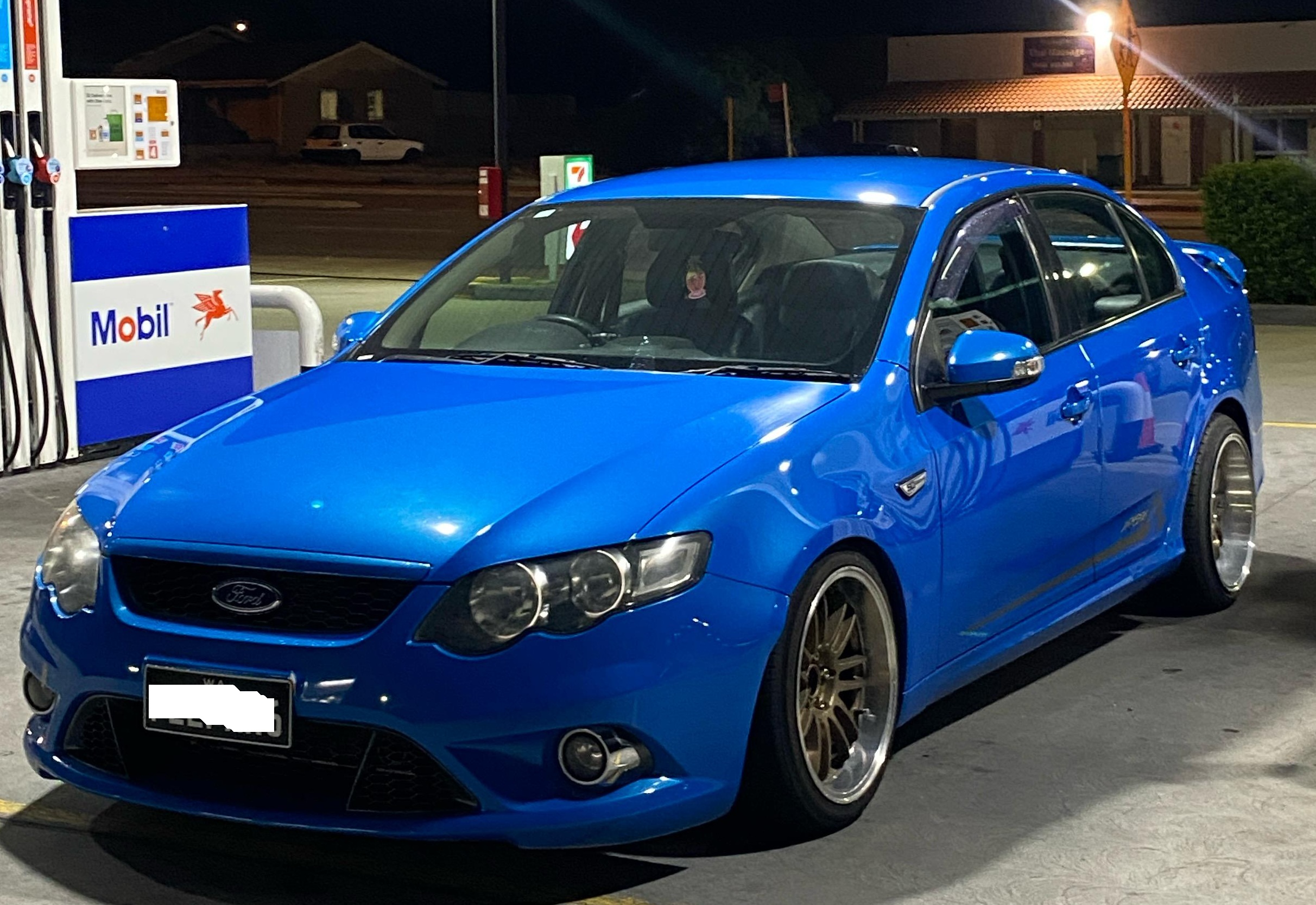 2010 Ford Falcon XR6 50th Anniversary – Blue – 110,000km