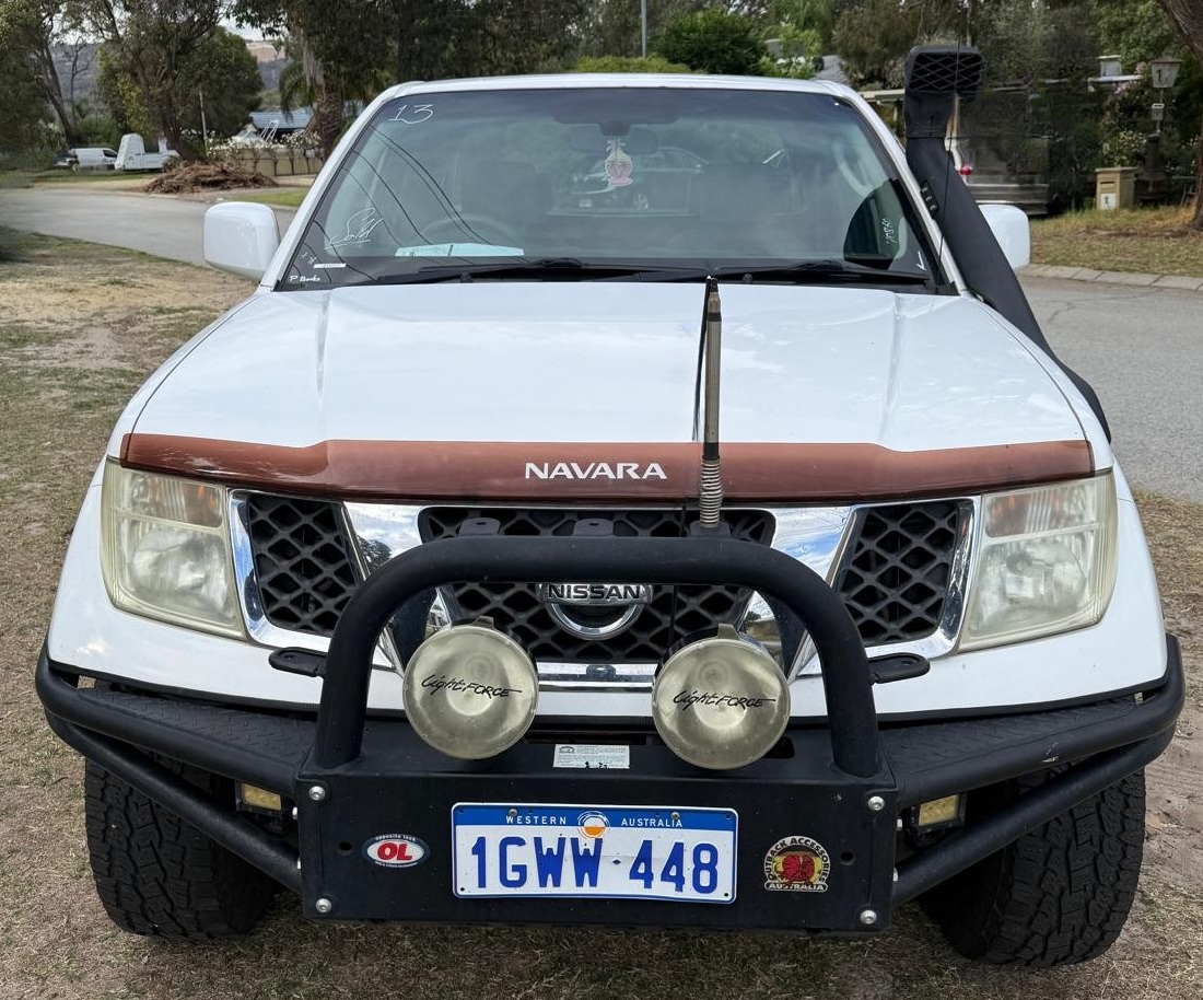 2011 Nissan Navara ST-X – Loaded with Extras!