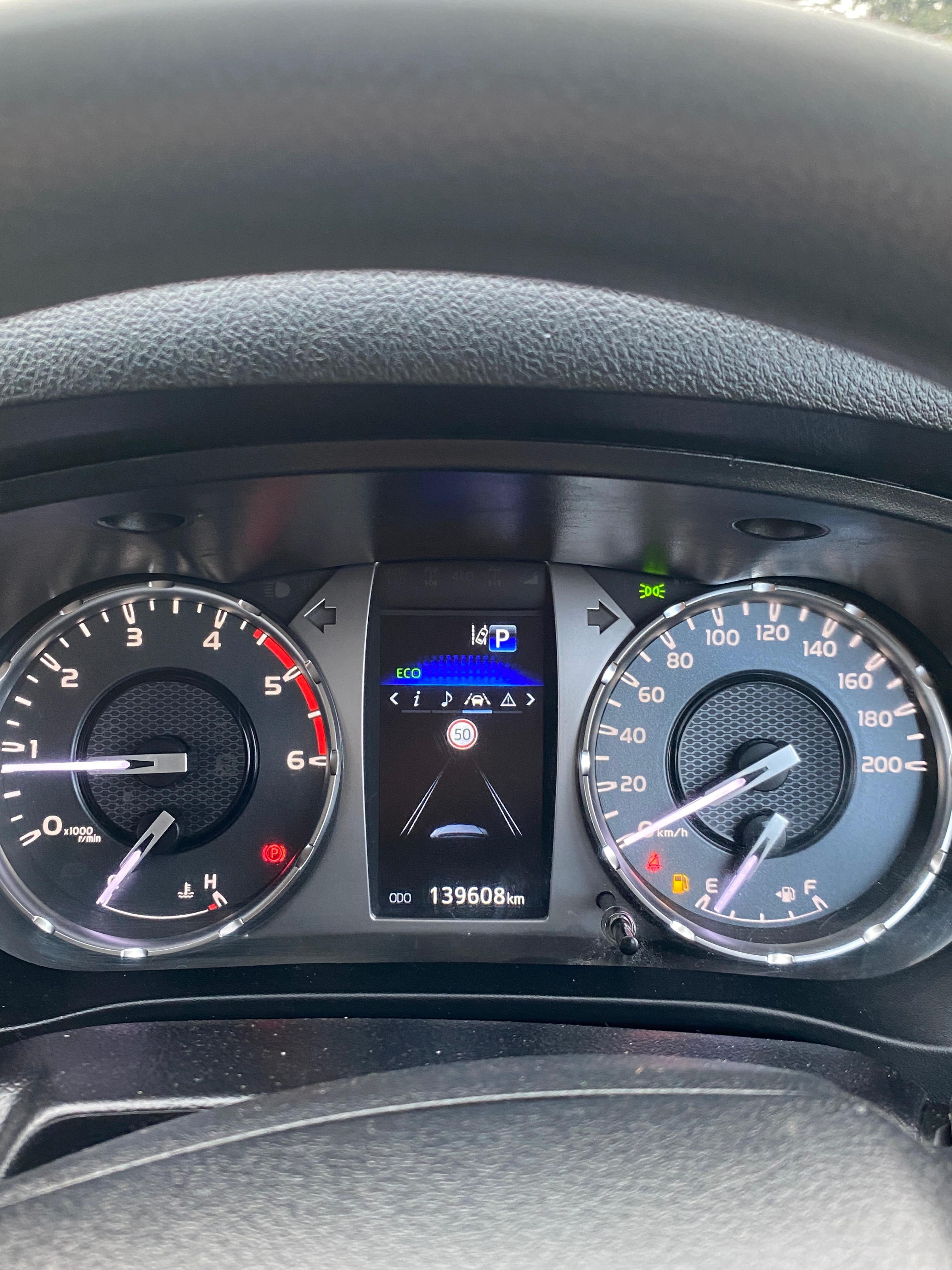 2021 Toyota Hilux SR (4x4)