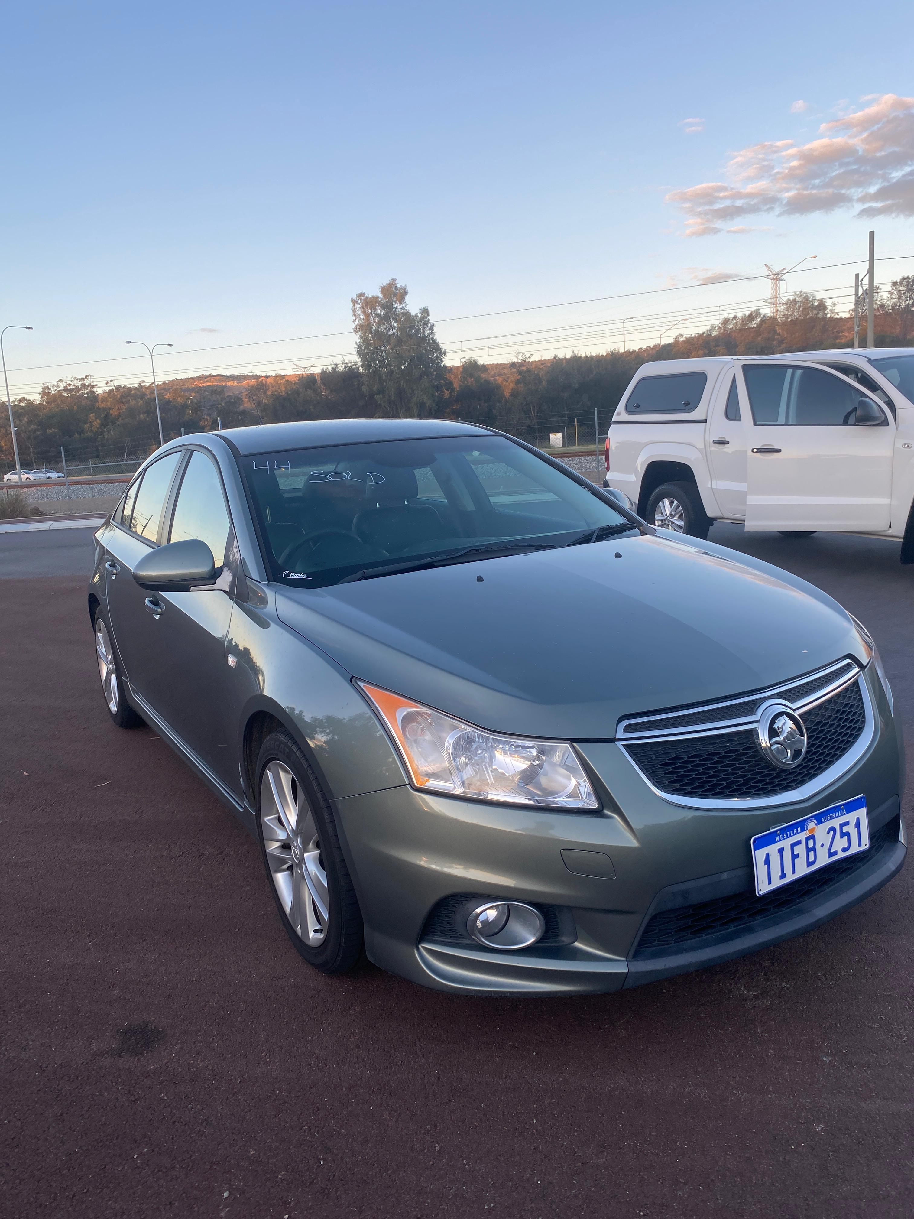 2013 Holden Cruze SRi-V sedan