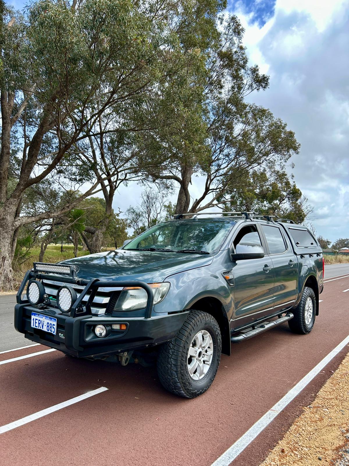 2014 Ford Ranger XLS 3.2L 4x4 Dual Cab (6-Speed Manual)