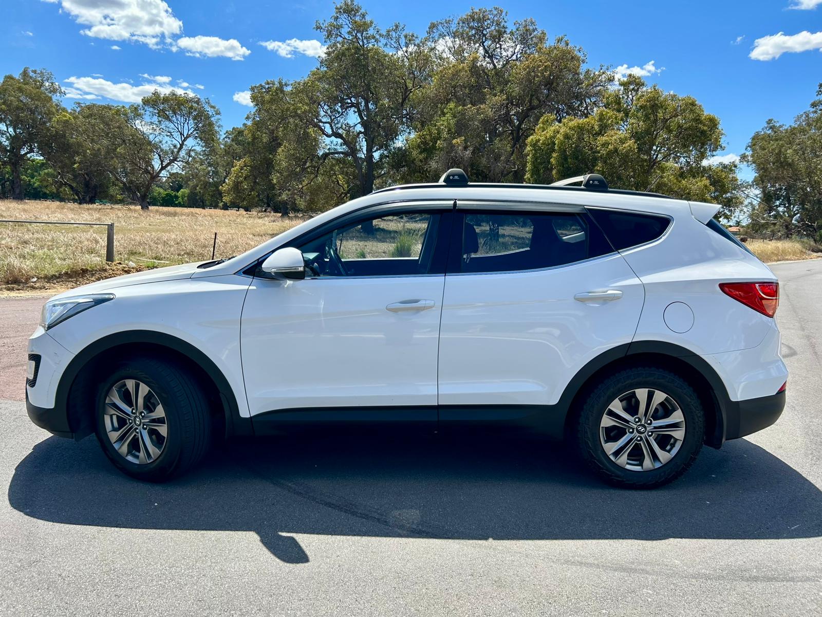 2015 Hyundai Santa Fe Active CRDi (4x4) – Clean & Ready to Drive