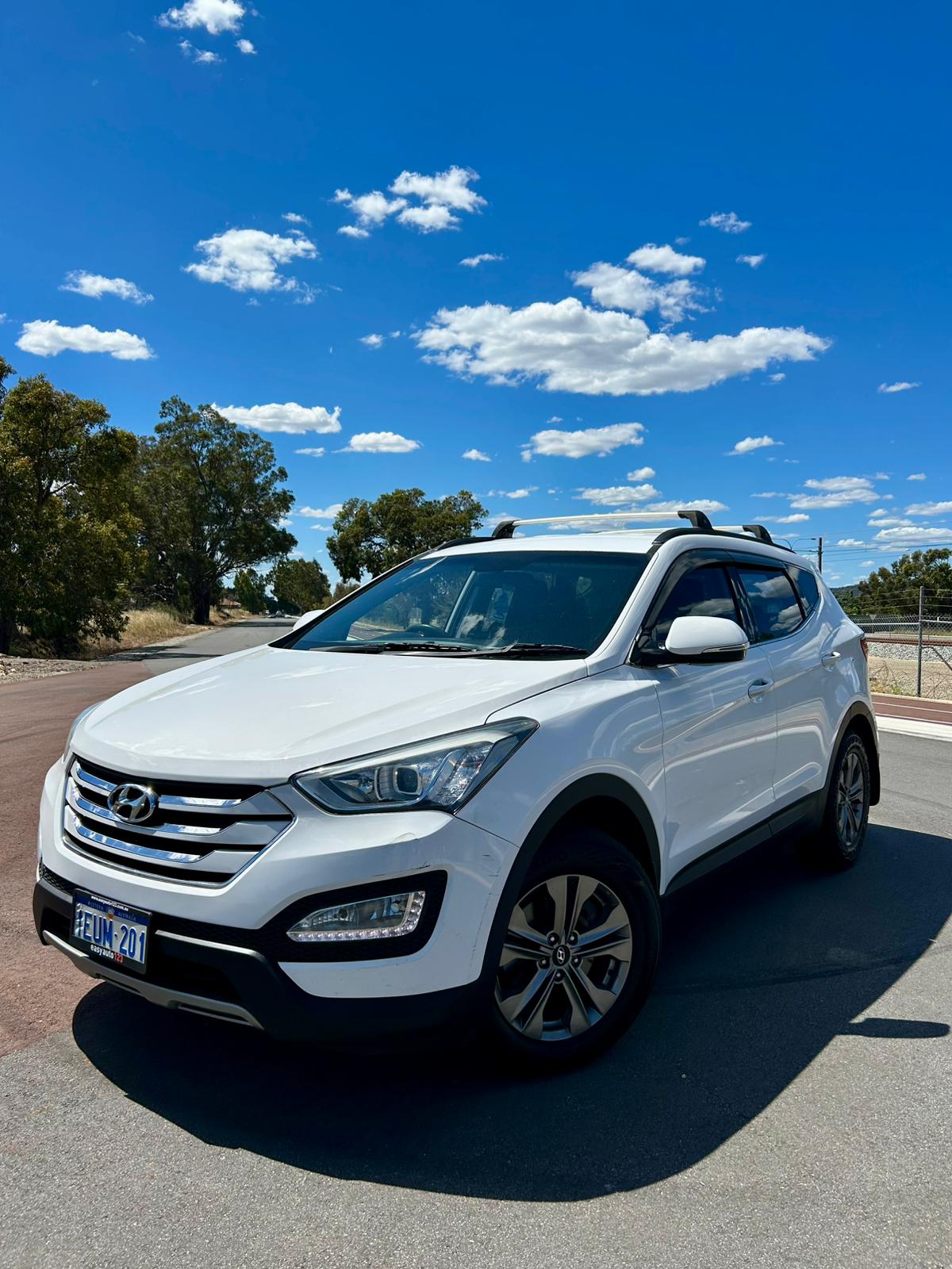 2015 Hyundai Santa Fe Active CRDi (4x4) – Clean & Ready to Drive