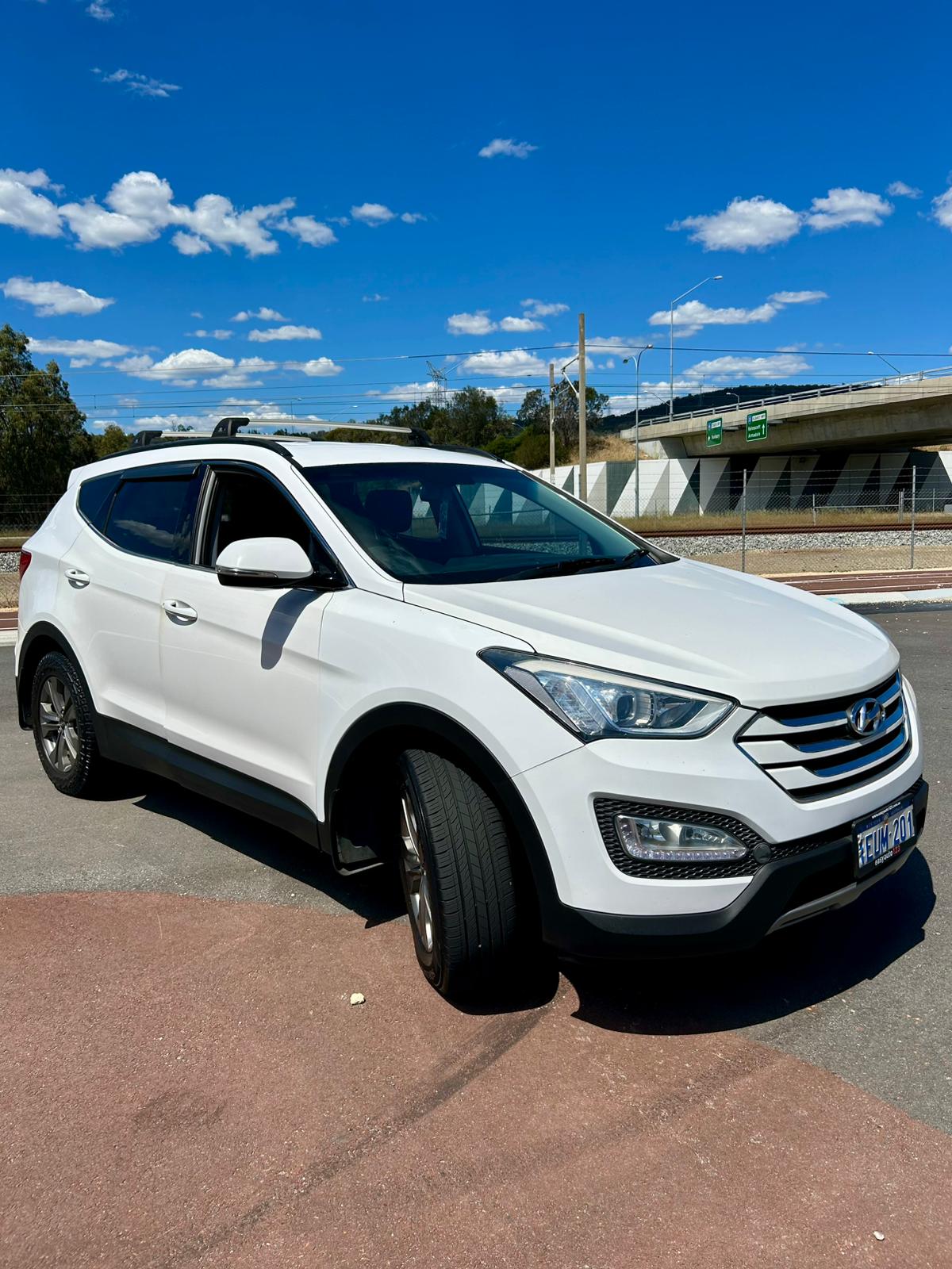 2015 Hyundai Santa Fe Active CRDi (4x4) – Clean & Ready to Drive