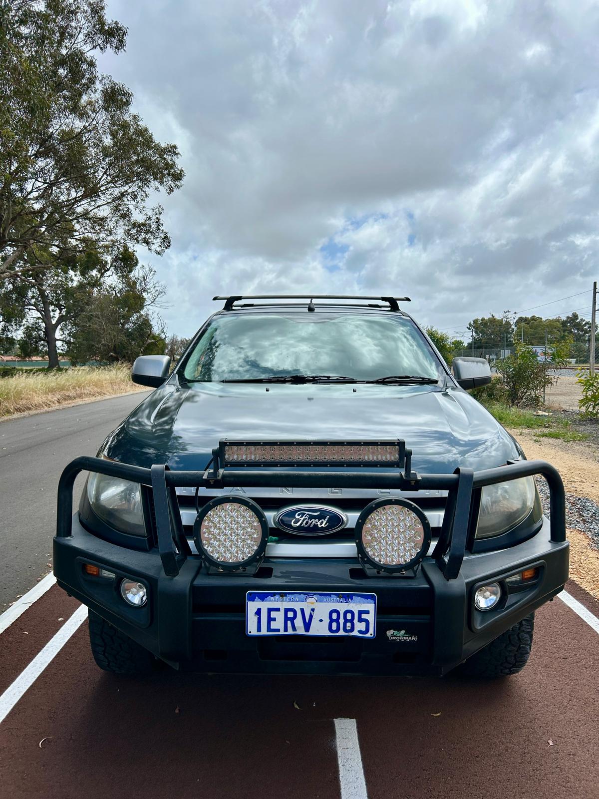2014 Ford Ranger XLS 3.2L 4x4 Dual Cab (6-Speed Manual)