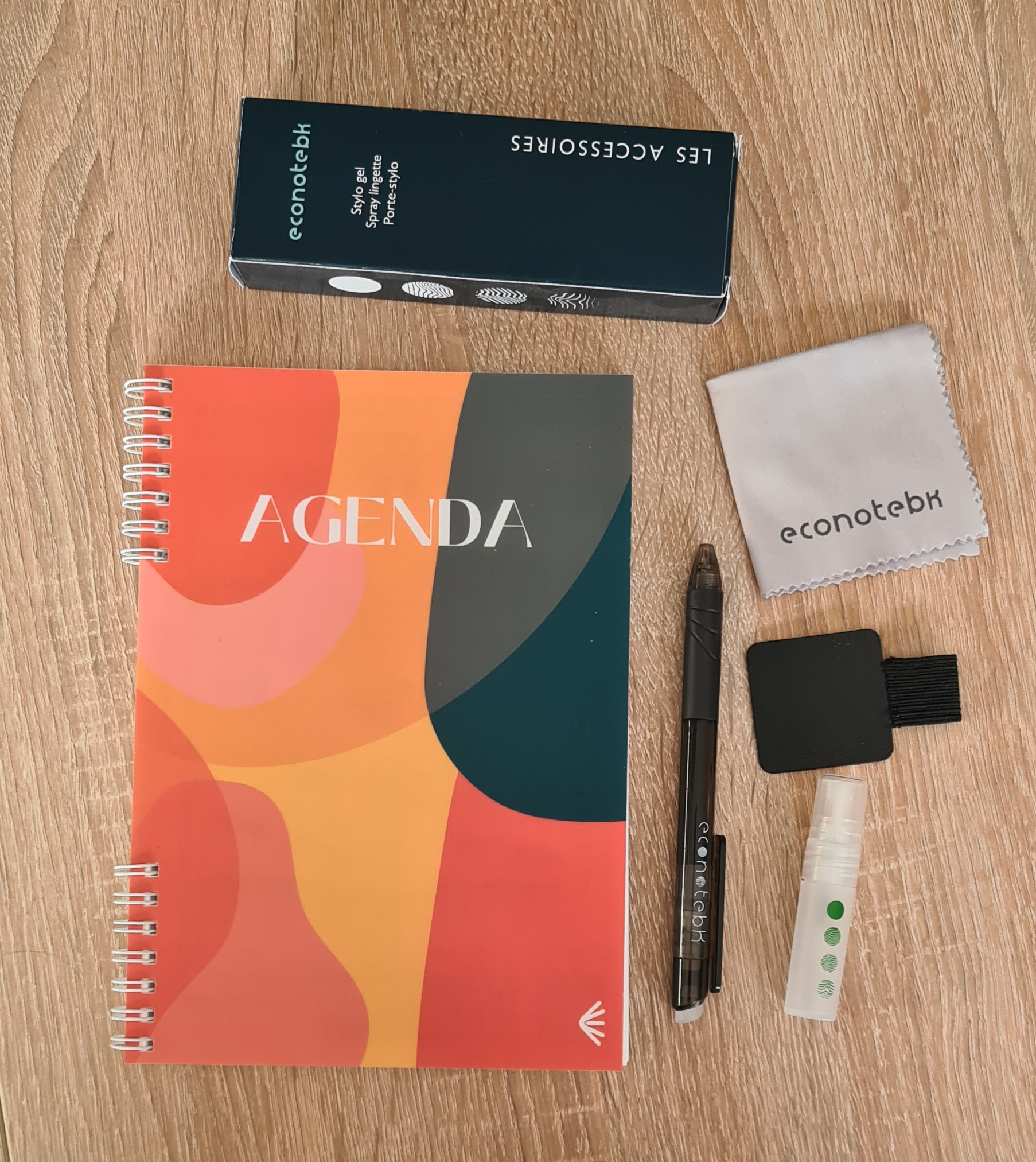 Agenda effaçable + 5 posts-it Econotes