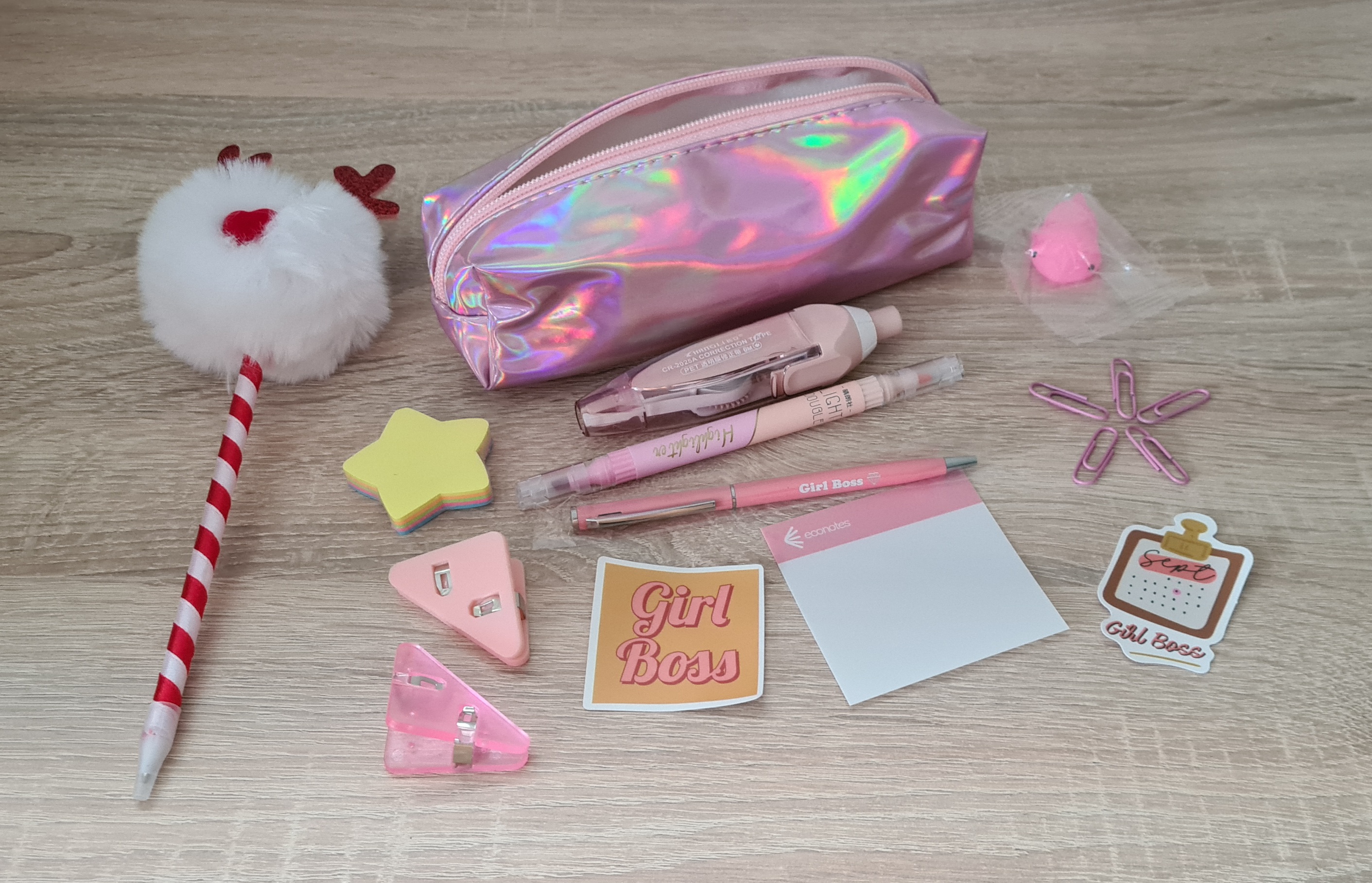 Trousse Girl Boss et ses 16 accessoires