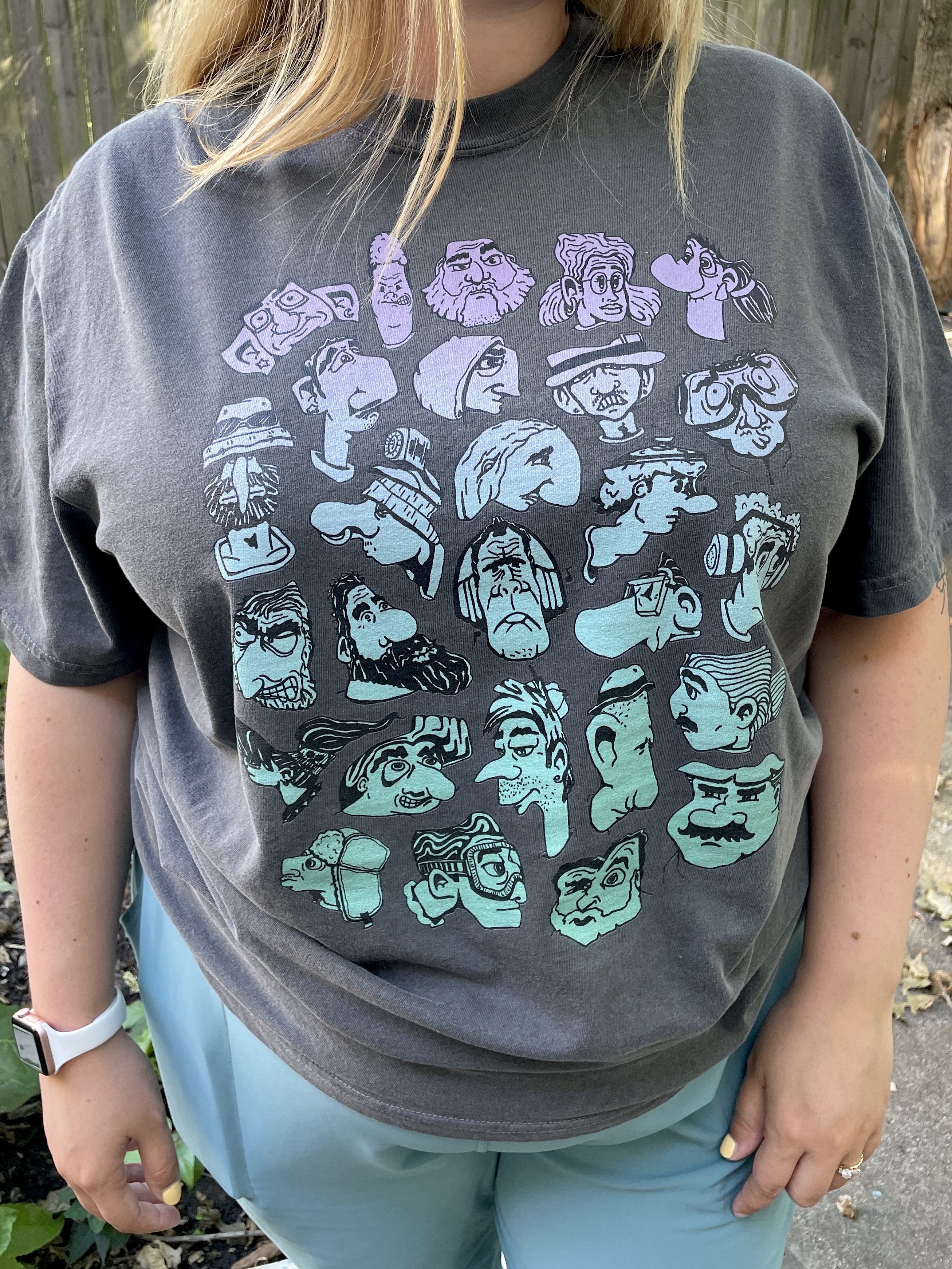 Faces! Black Tee