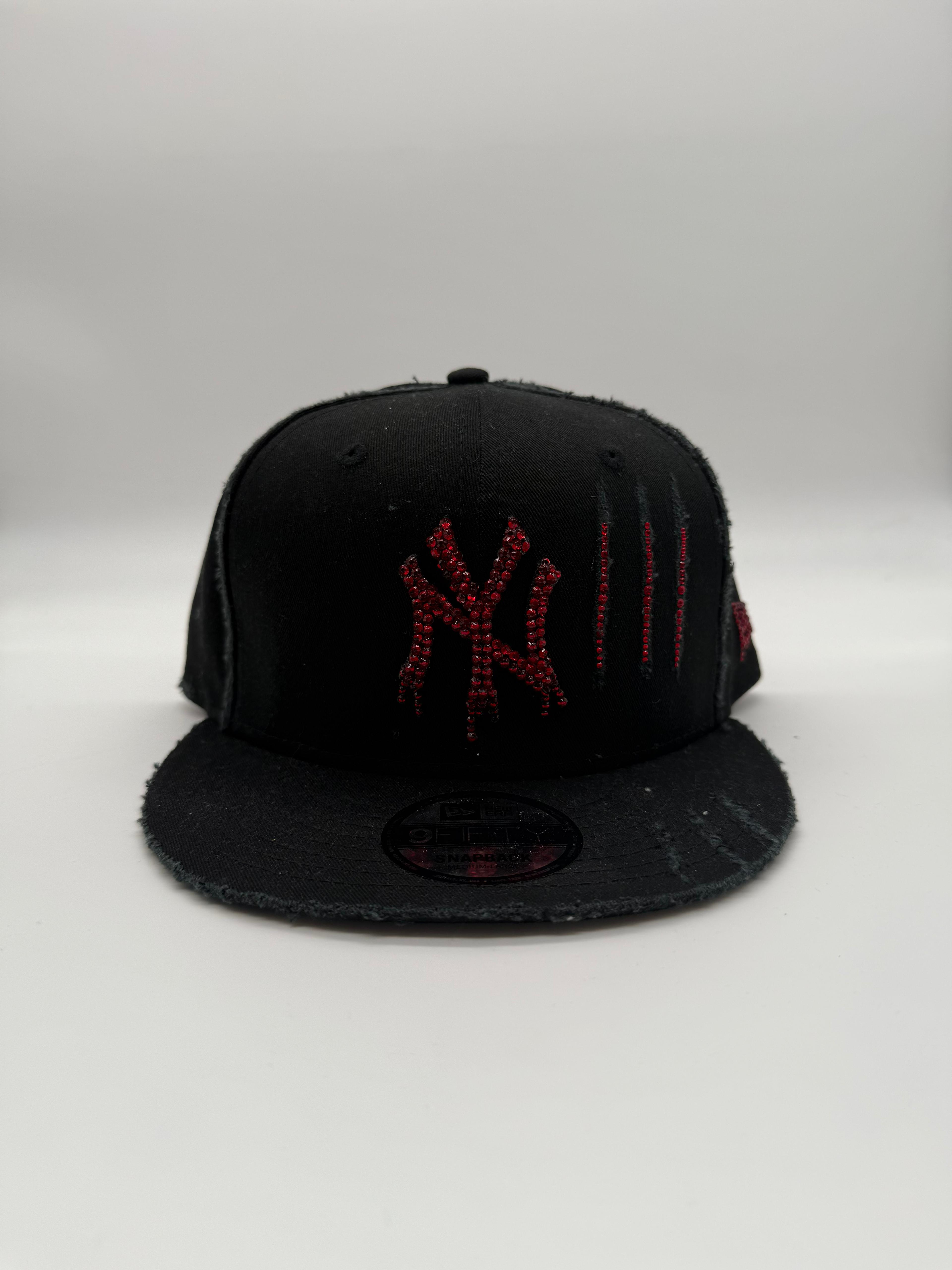 New York Black Snapback "RED SHINY SCRATCHES" 