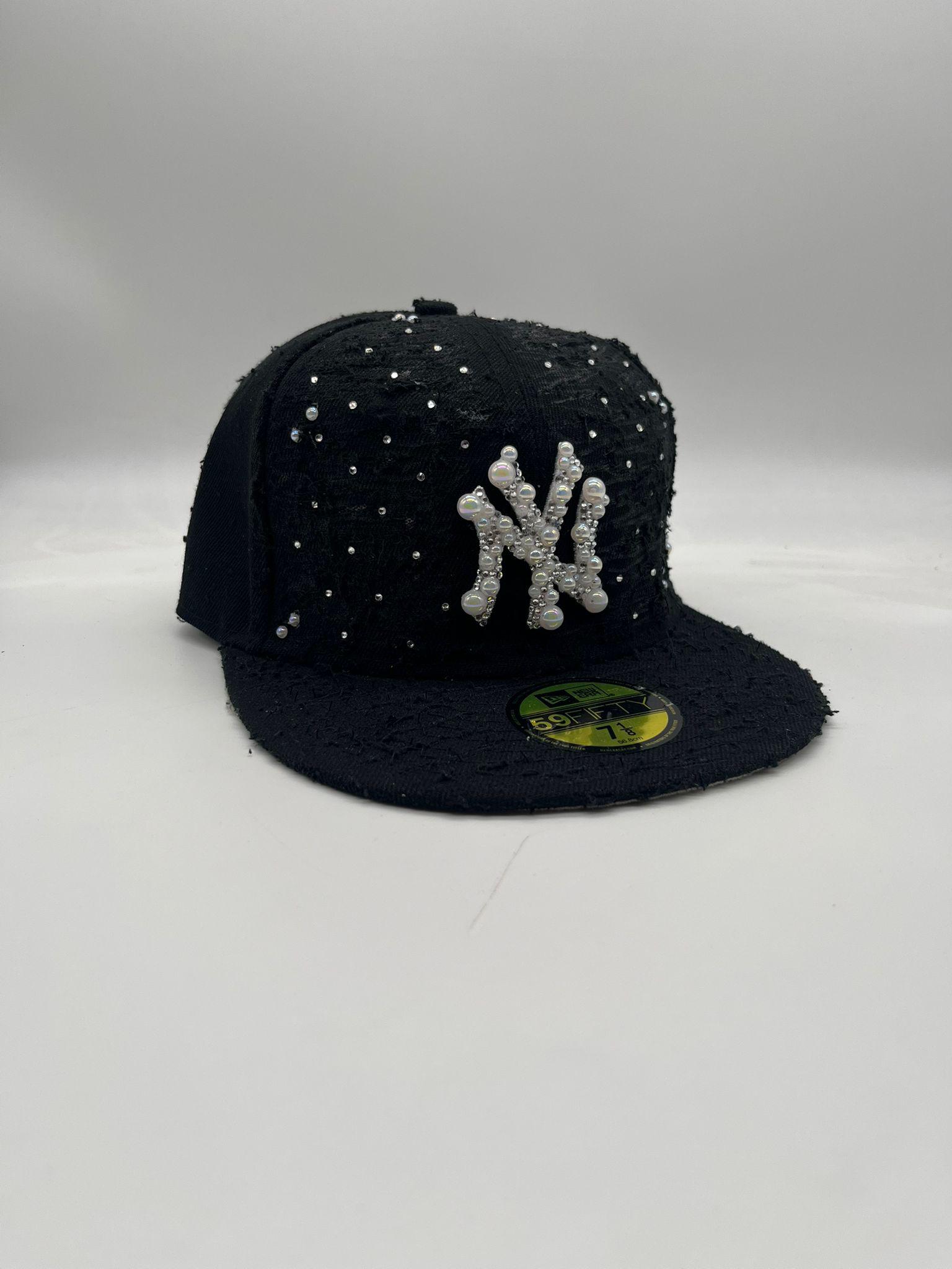 New York black Fitted "DISTRESSED EXTREME" 